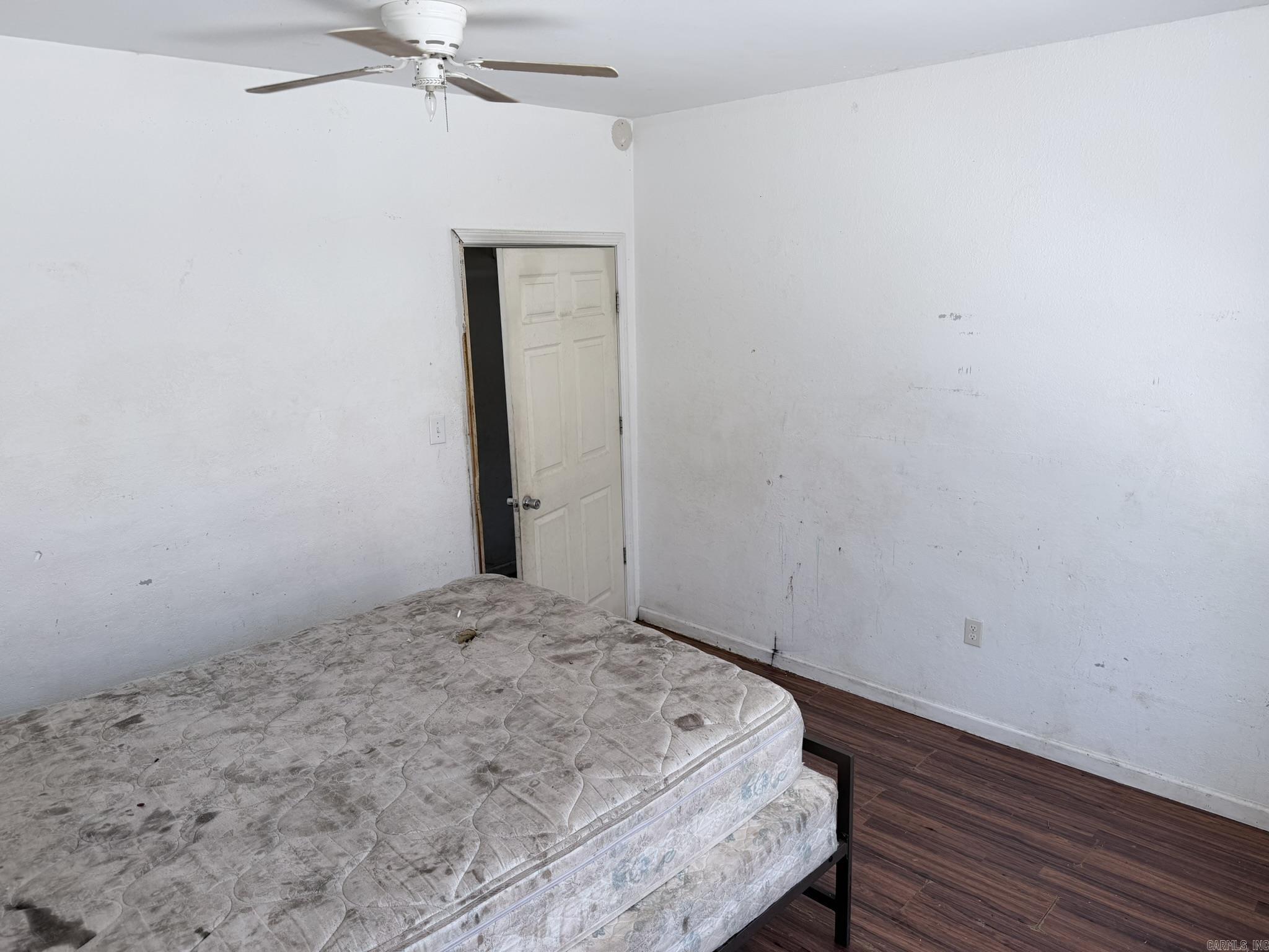 Gregg & Houghton - Residential