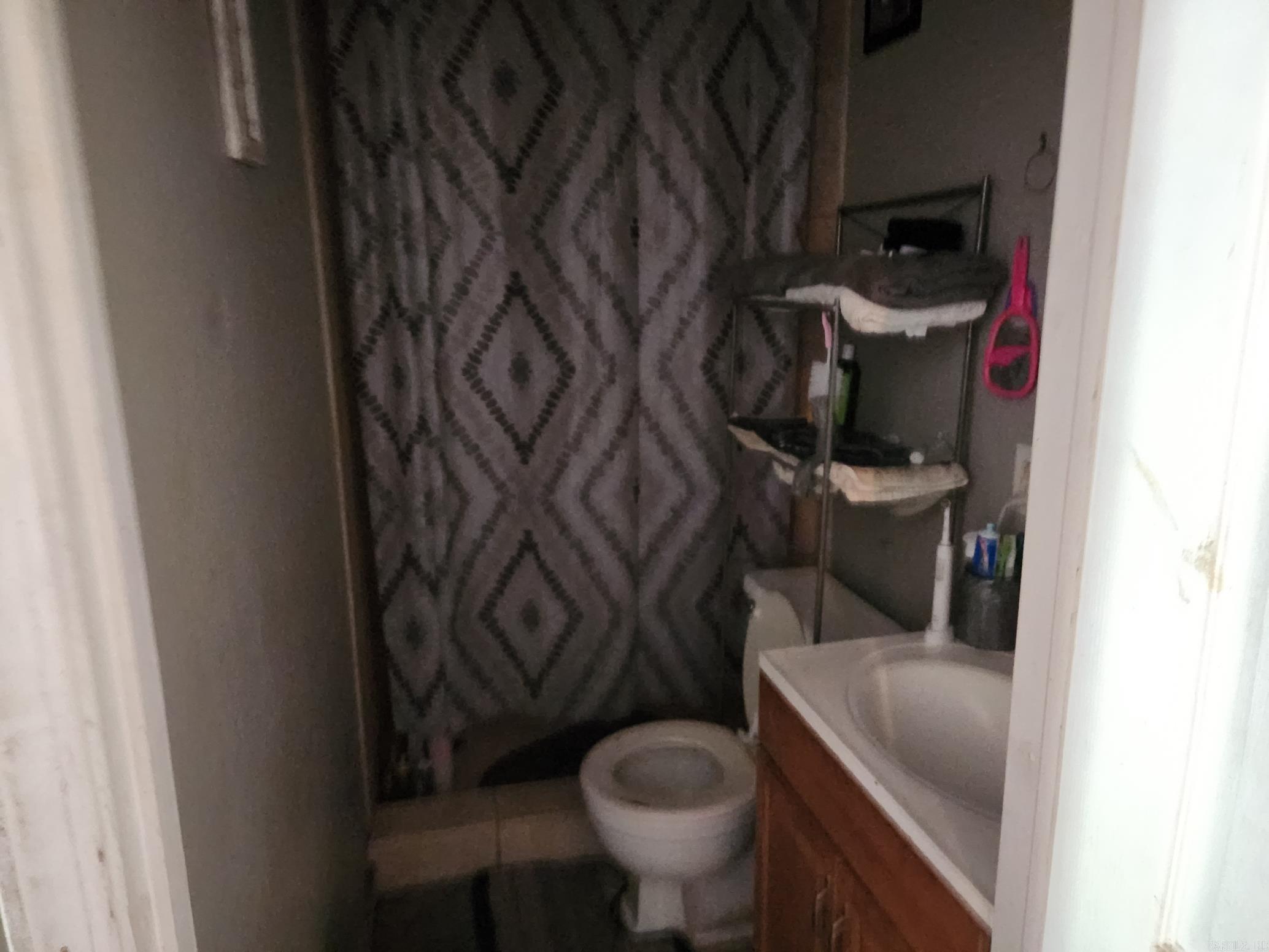 Gregg & Houghton - Residential