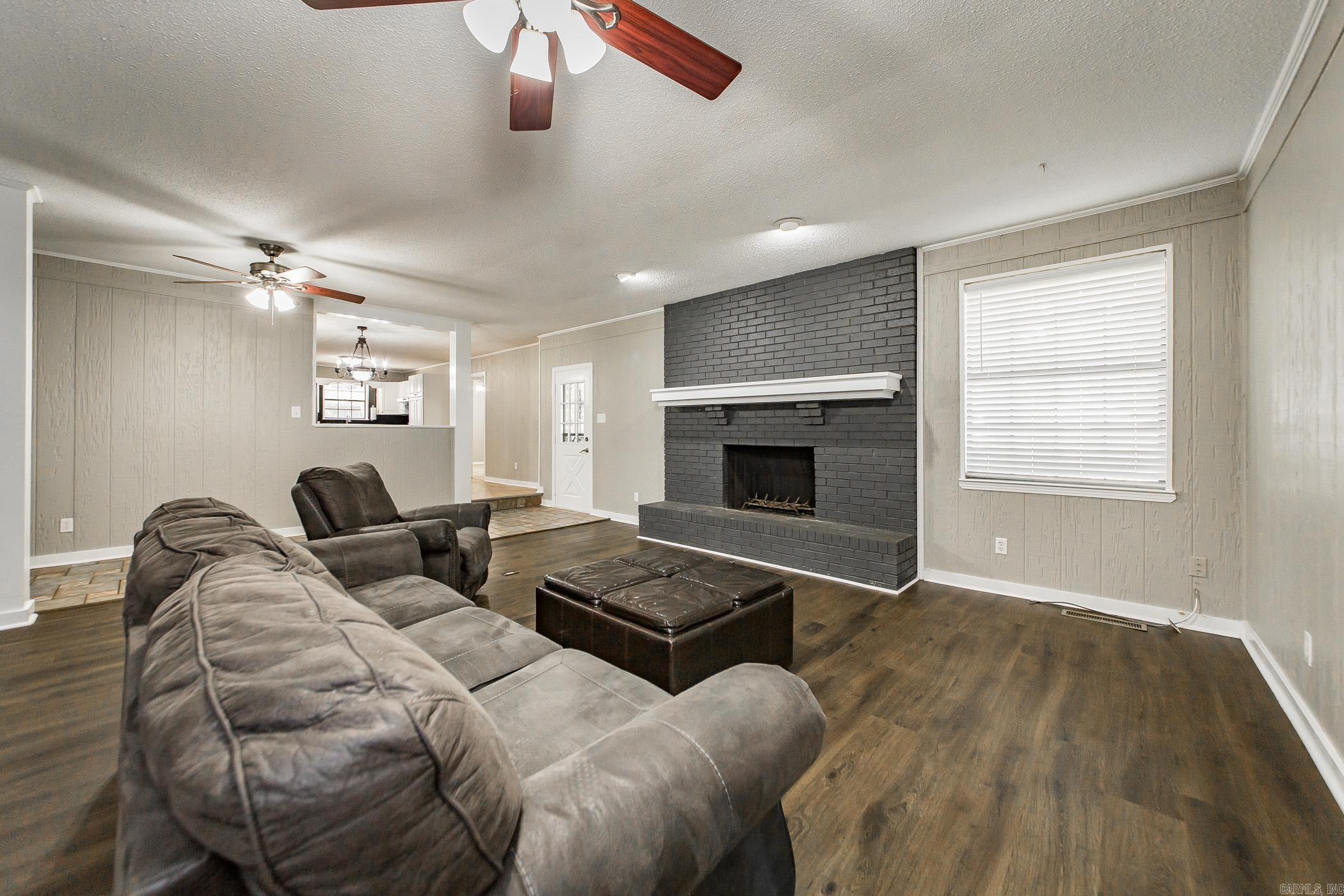 FOXWOOD J - Residential