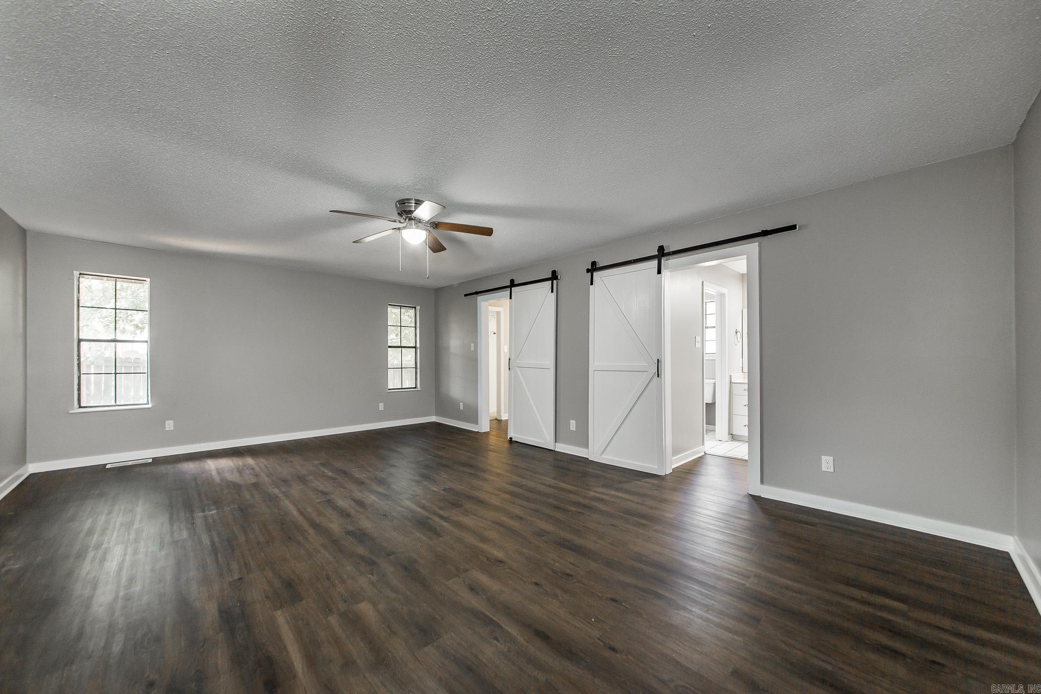 FOXWOOD J - Residential