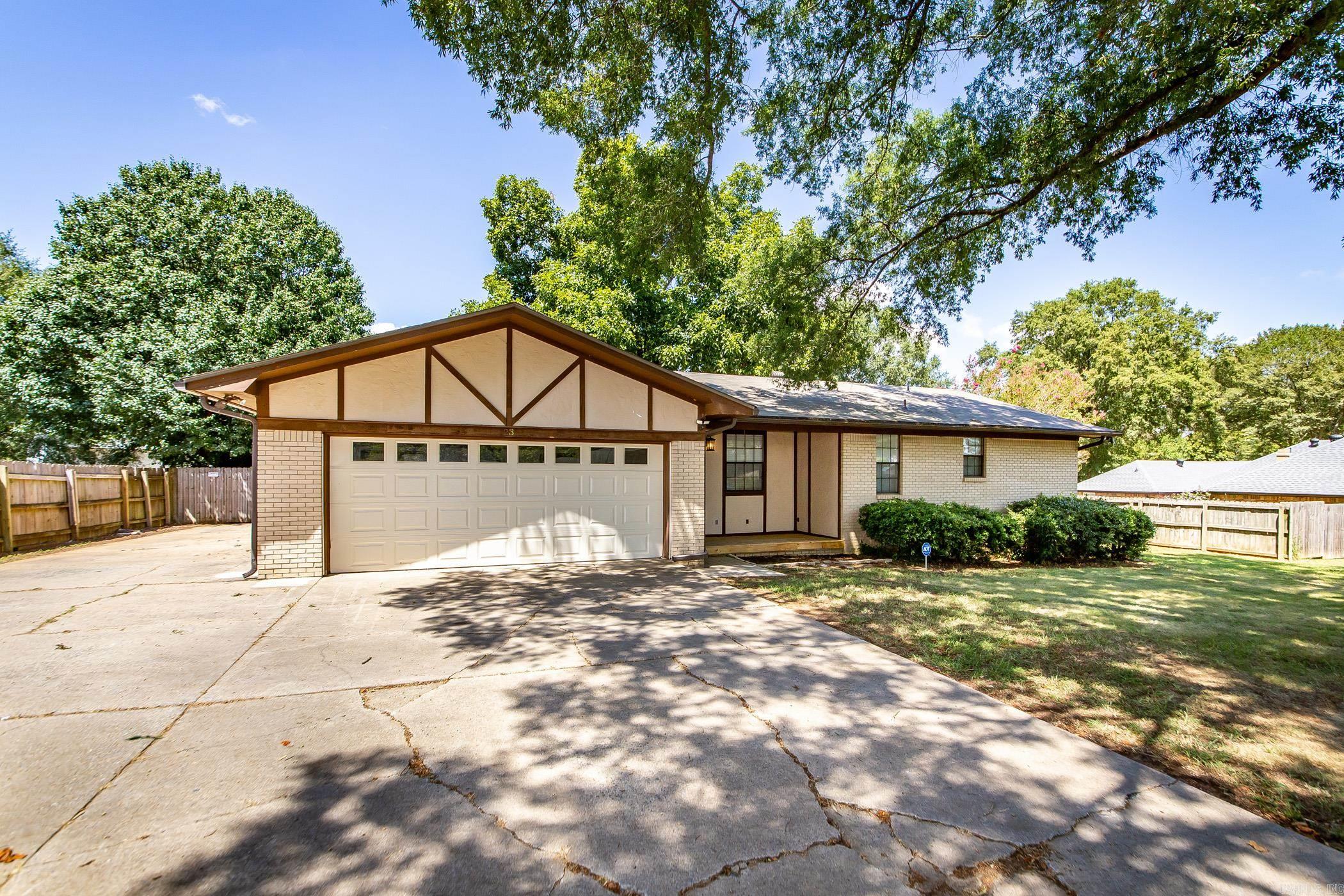 FOXWOOD J - Residential