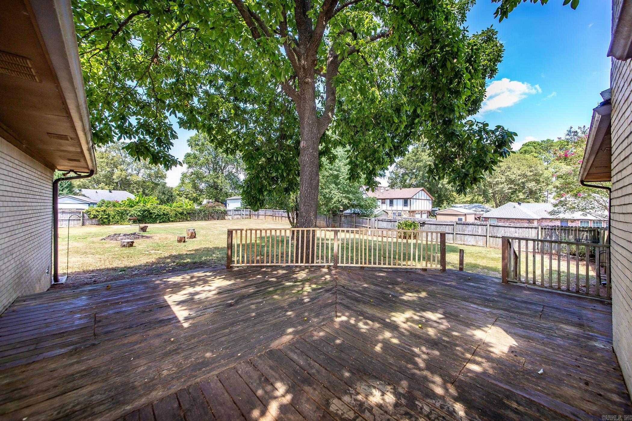 FOXWOOD J - Residential