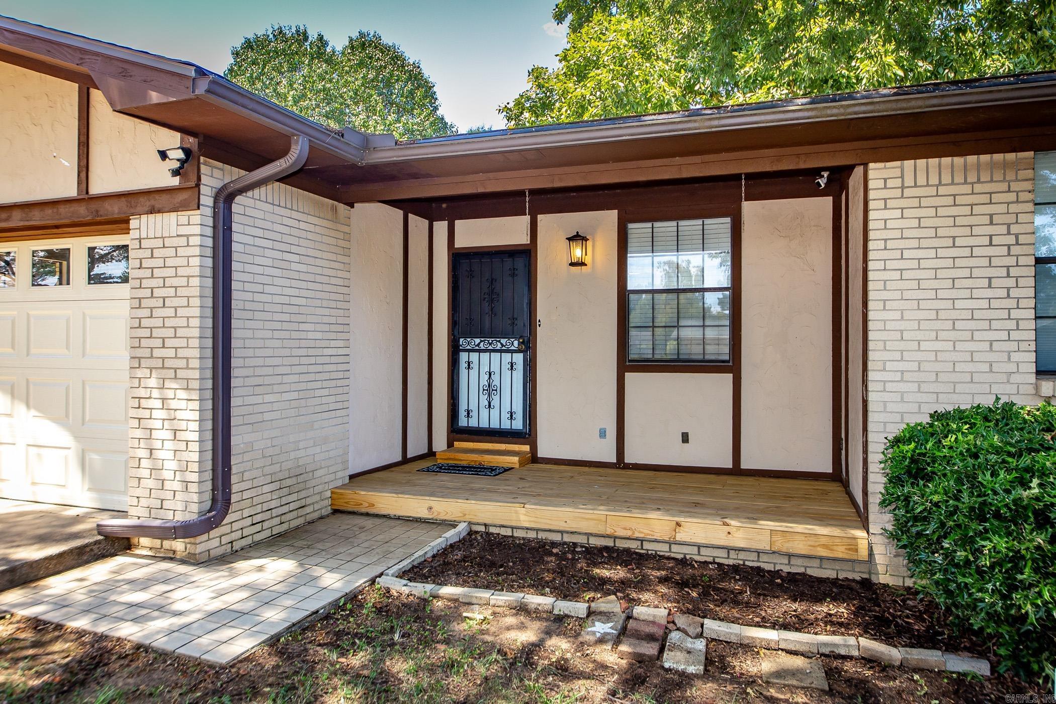 FOXWOOD J - Residential