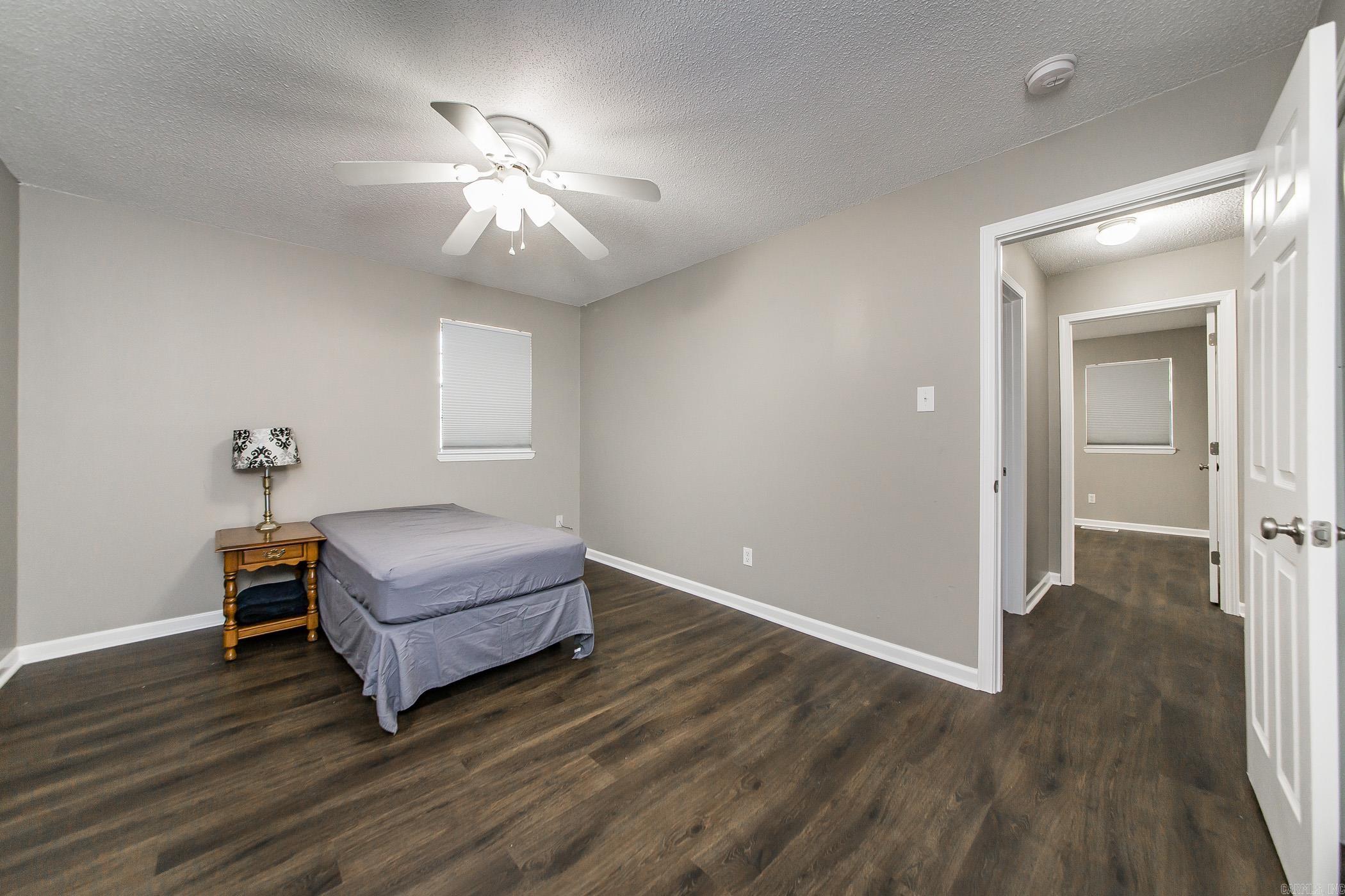 FOXWOOD J - Residential