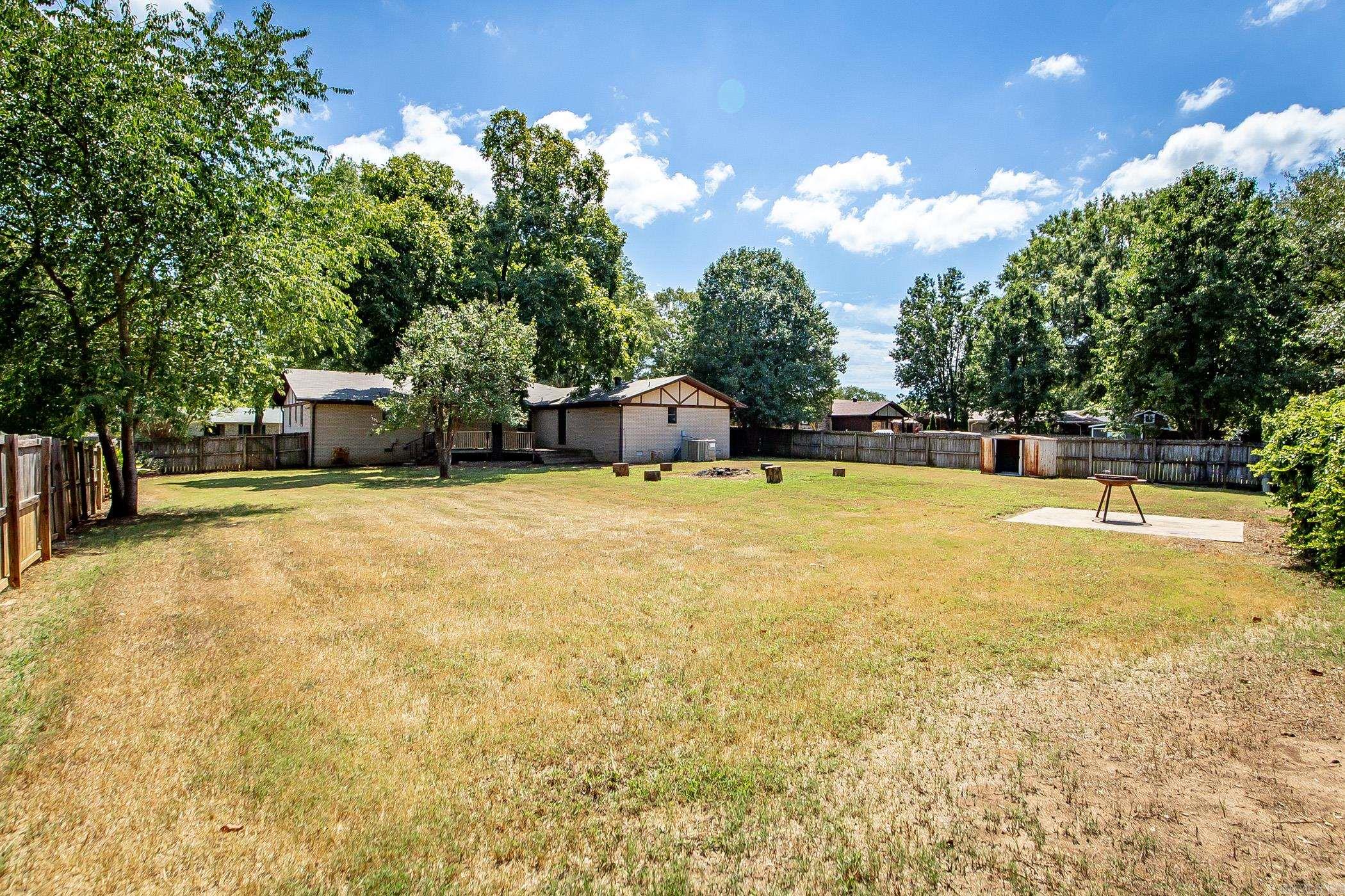 FOXWOOD J - Residential