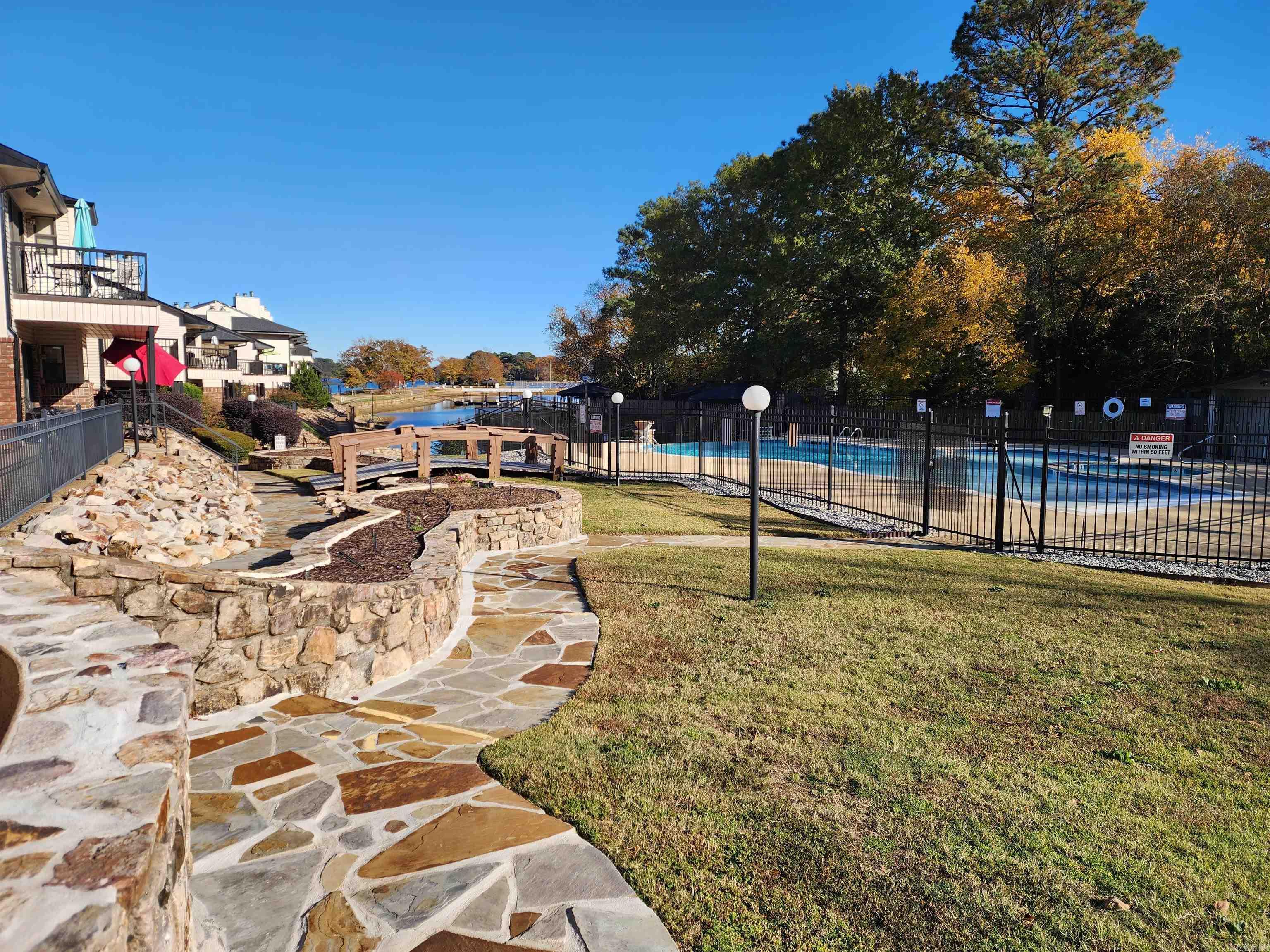 EMERALD ISLE HPR - Residential