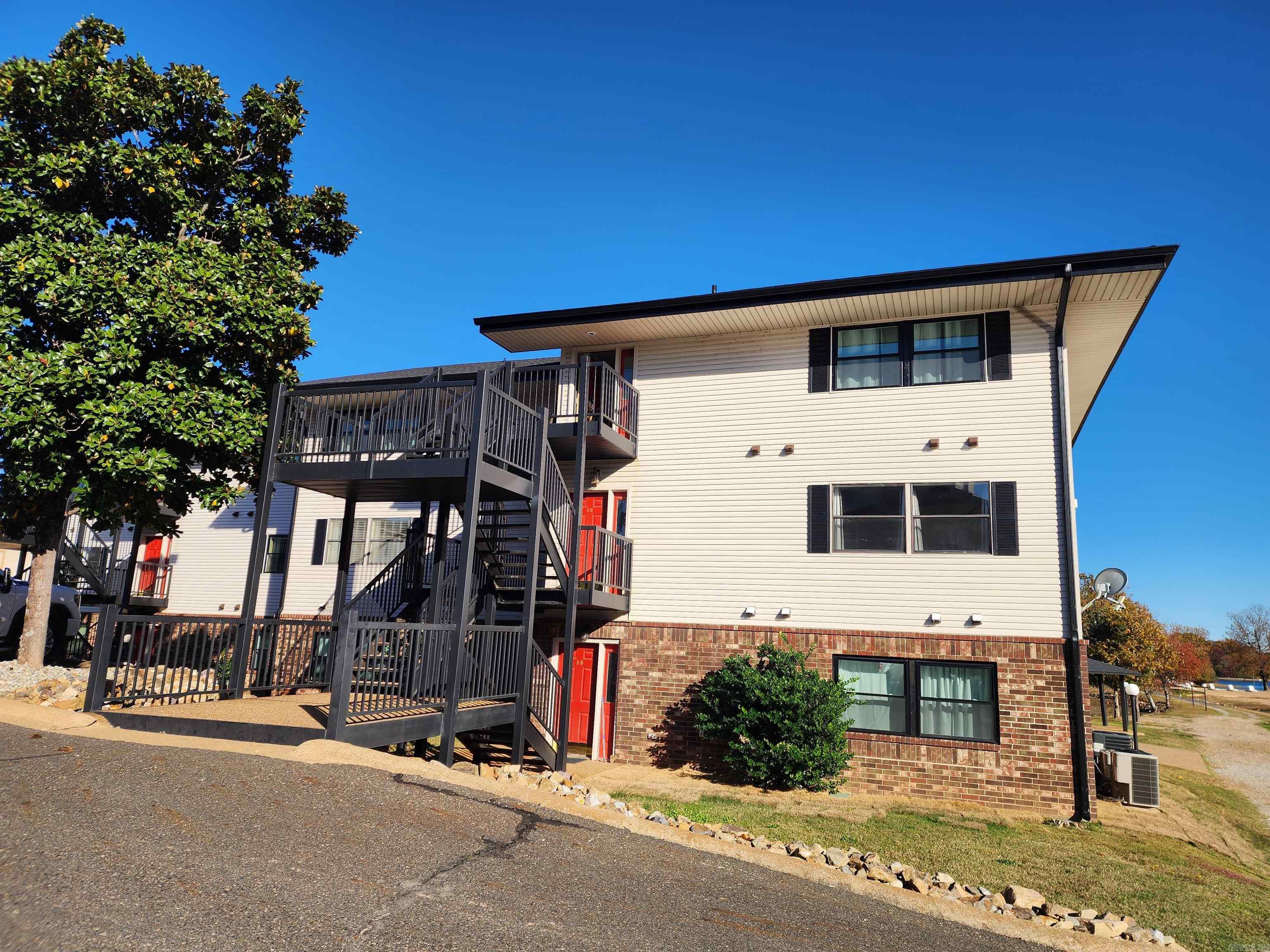 EMERALD ISLE HPR - Residential