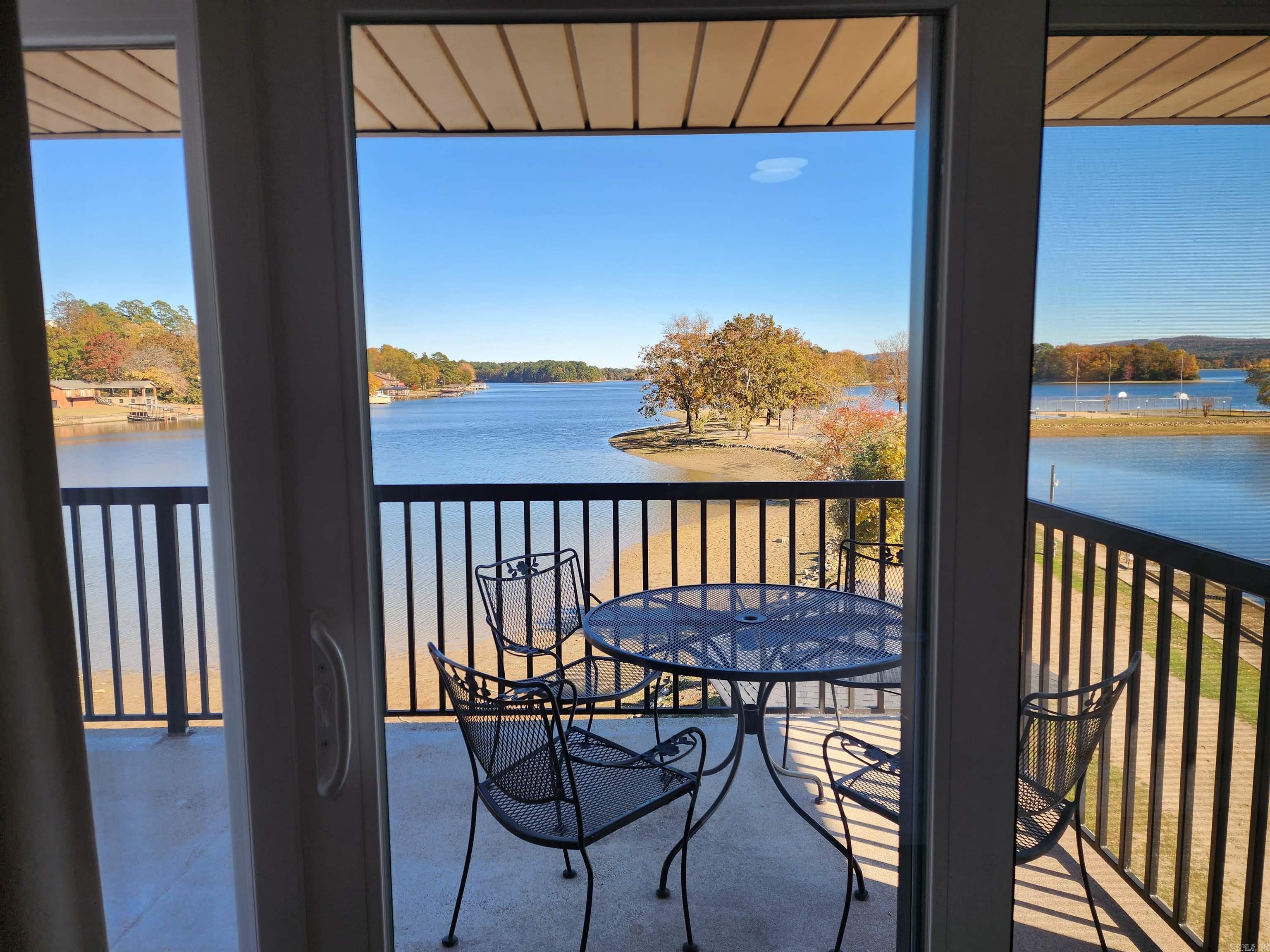 EMERALD ISLE HPR - Residential