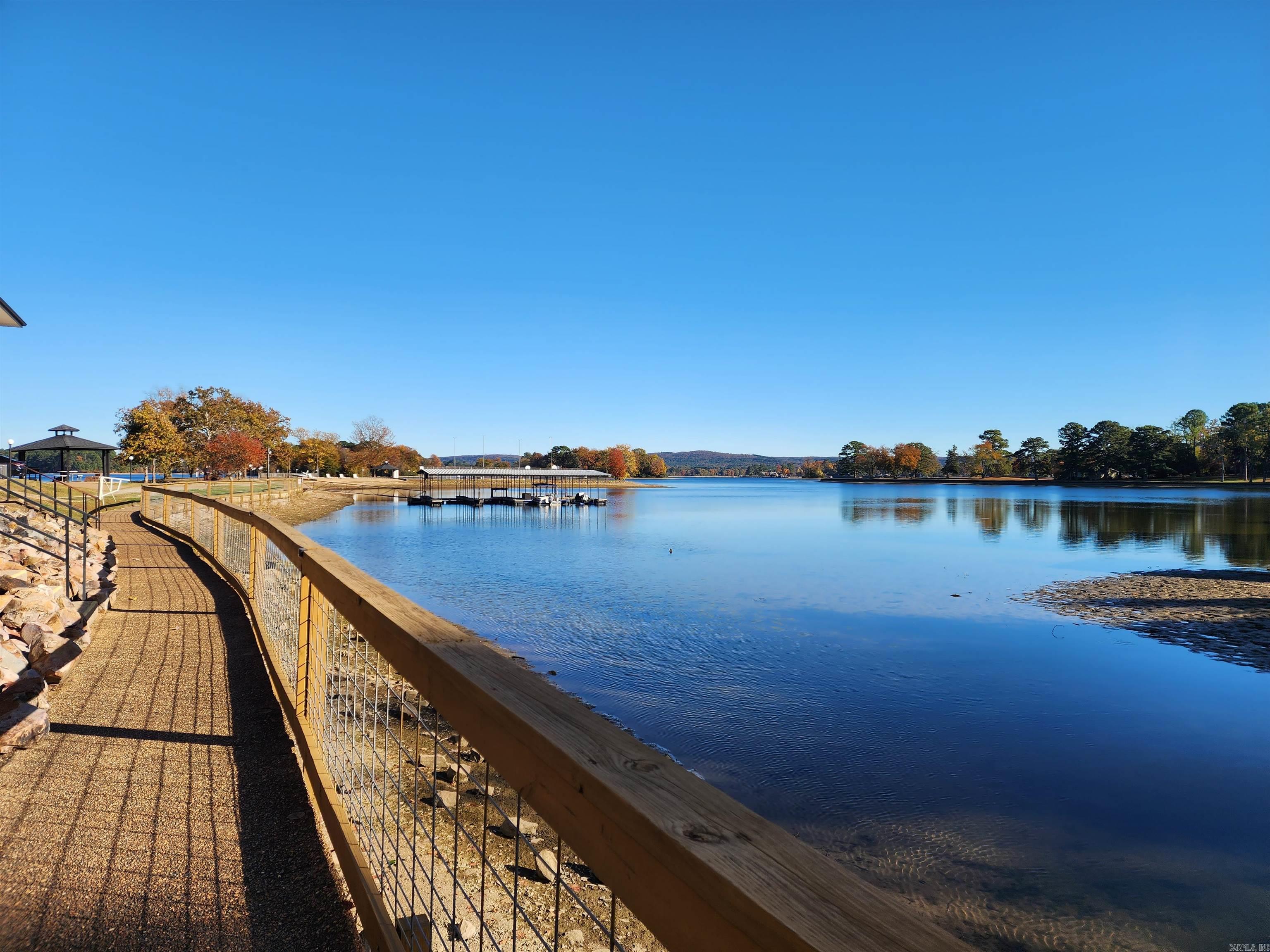 EMERALD ISLE HPR - Residential