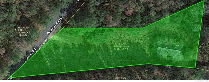 Come and check out this fantastic flat lot located in Harmony Grove School District. Gas, water, & electricity at the street!  Lot does have old home and barn that will most likely need to be torn down.