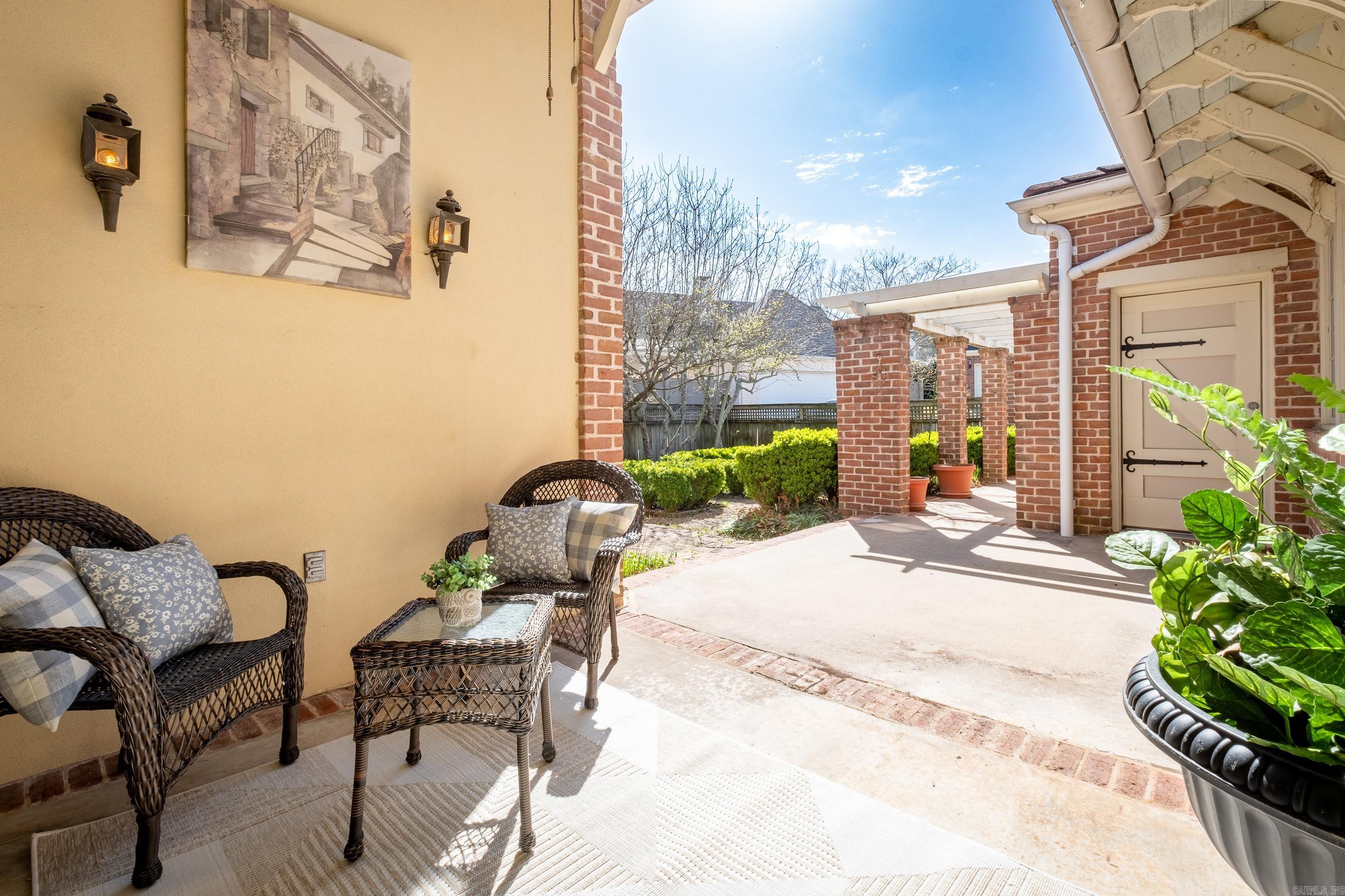 ST JOHNS PLACE ADDN - Residential