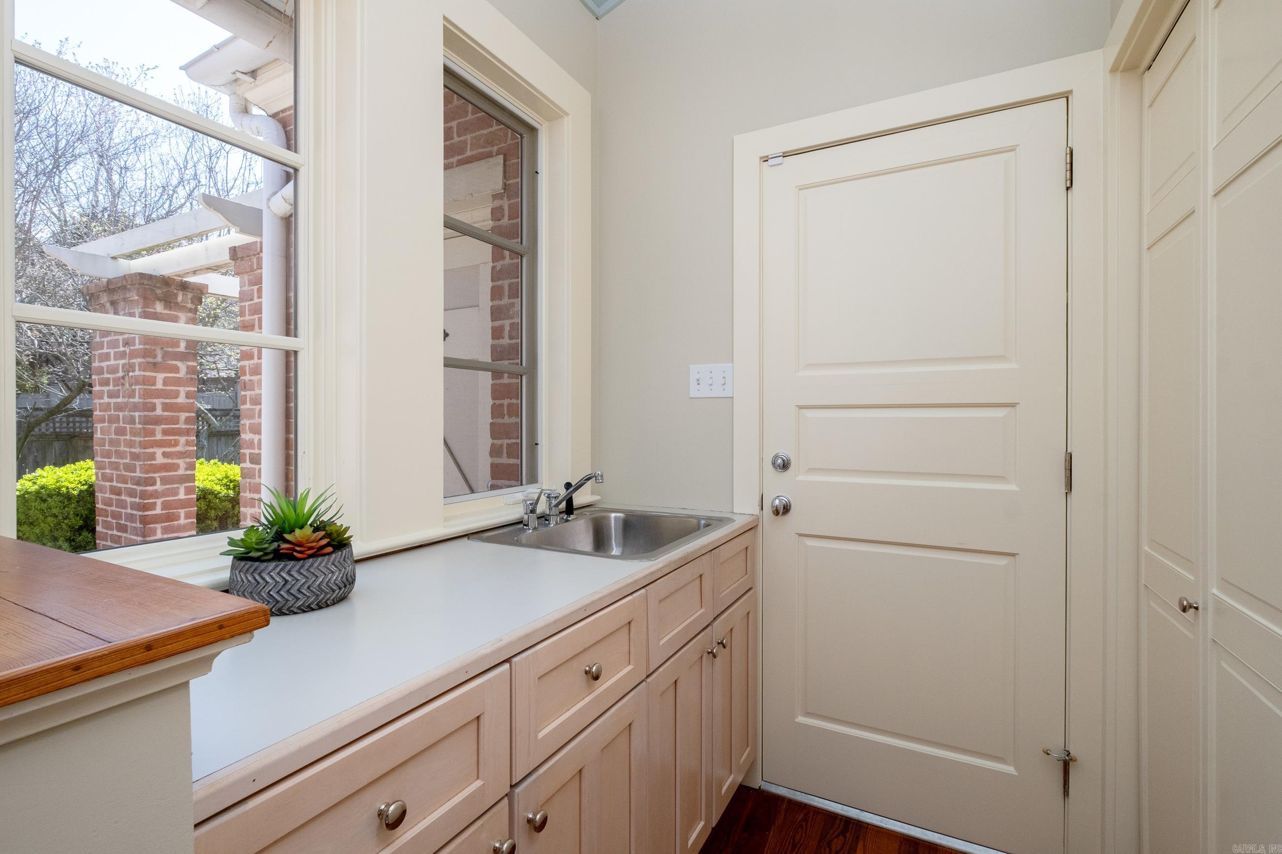 ST JOHNS PLACE ADDN - Residential