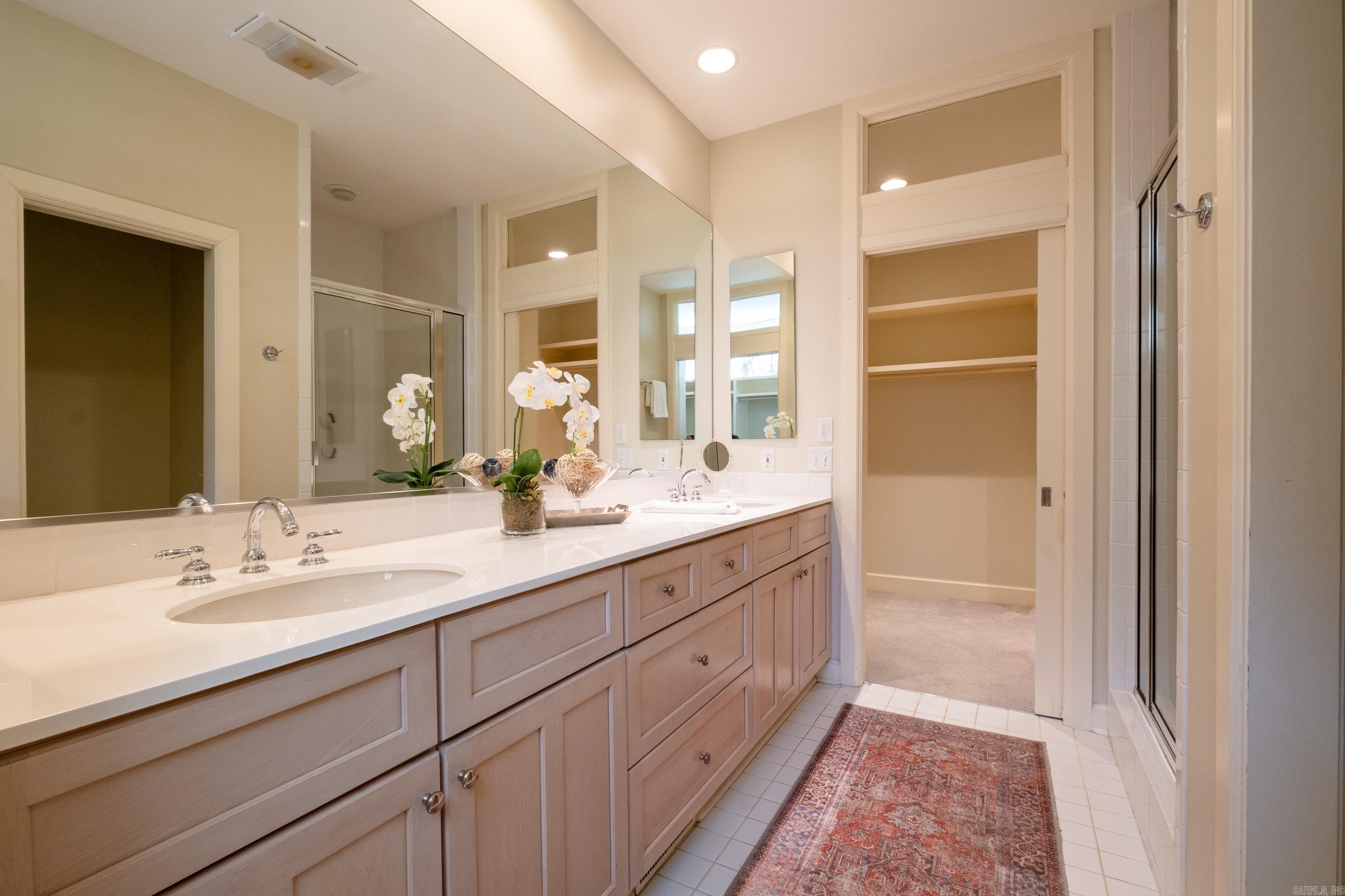 ST JOHNS PLACE ADDN - Residential