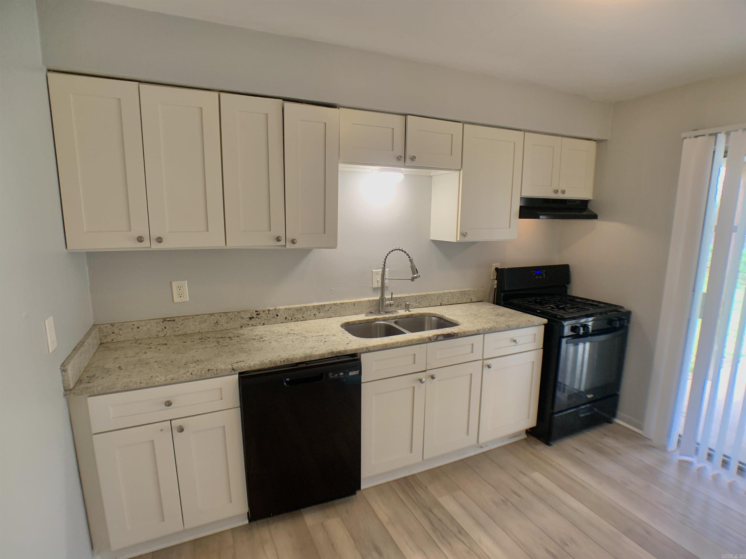 STONEGATE - Residential