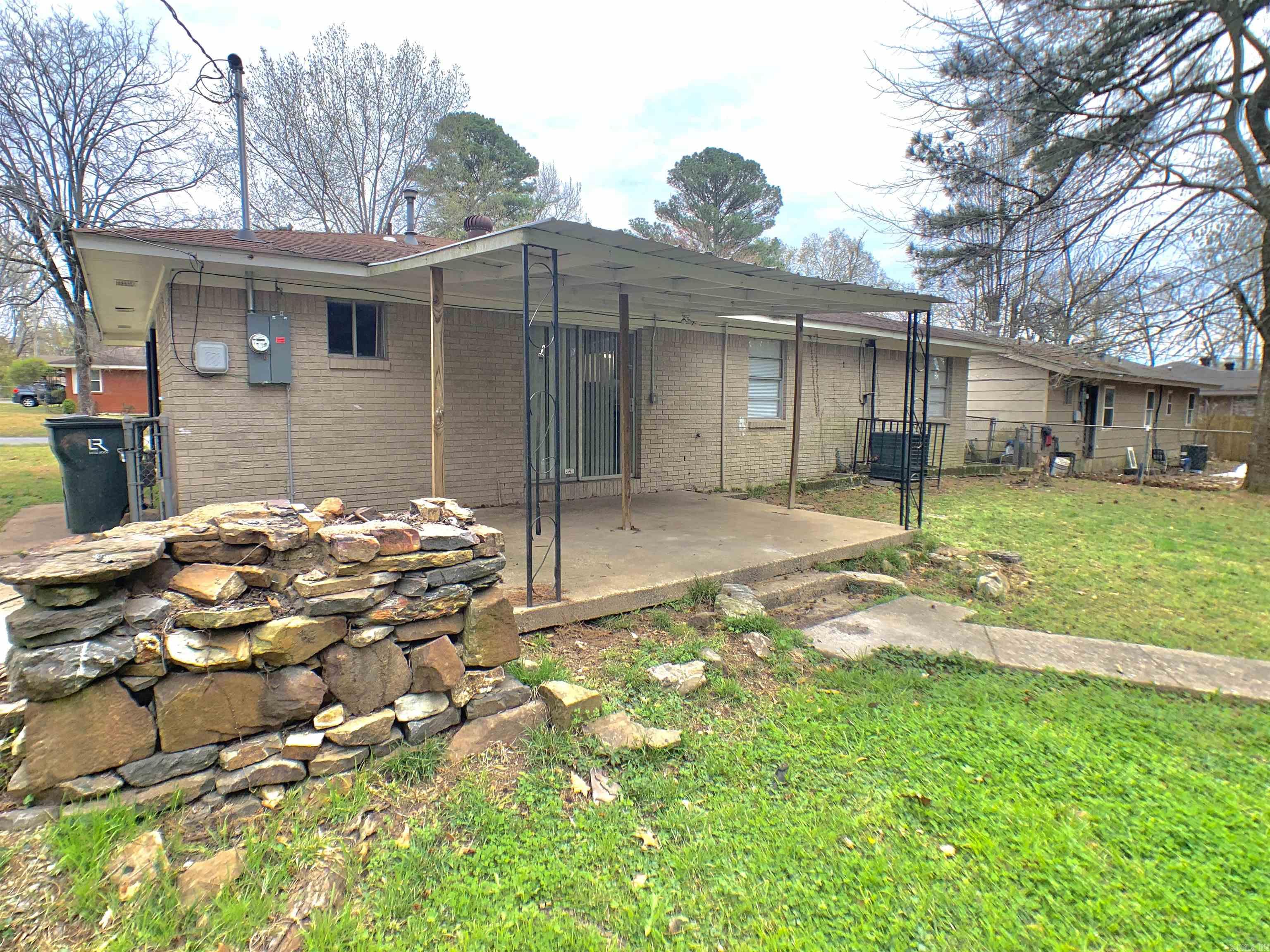 STONEGATE - Residential