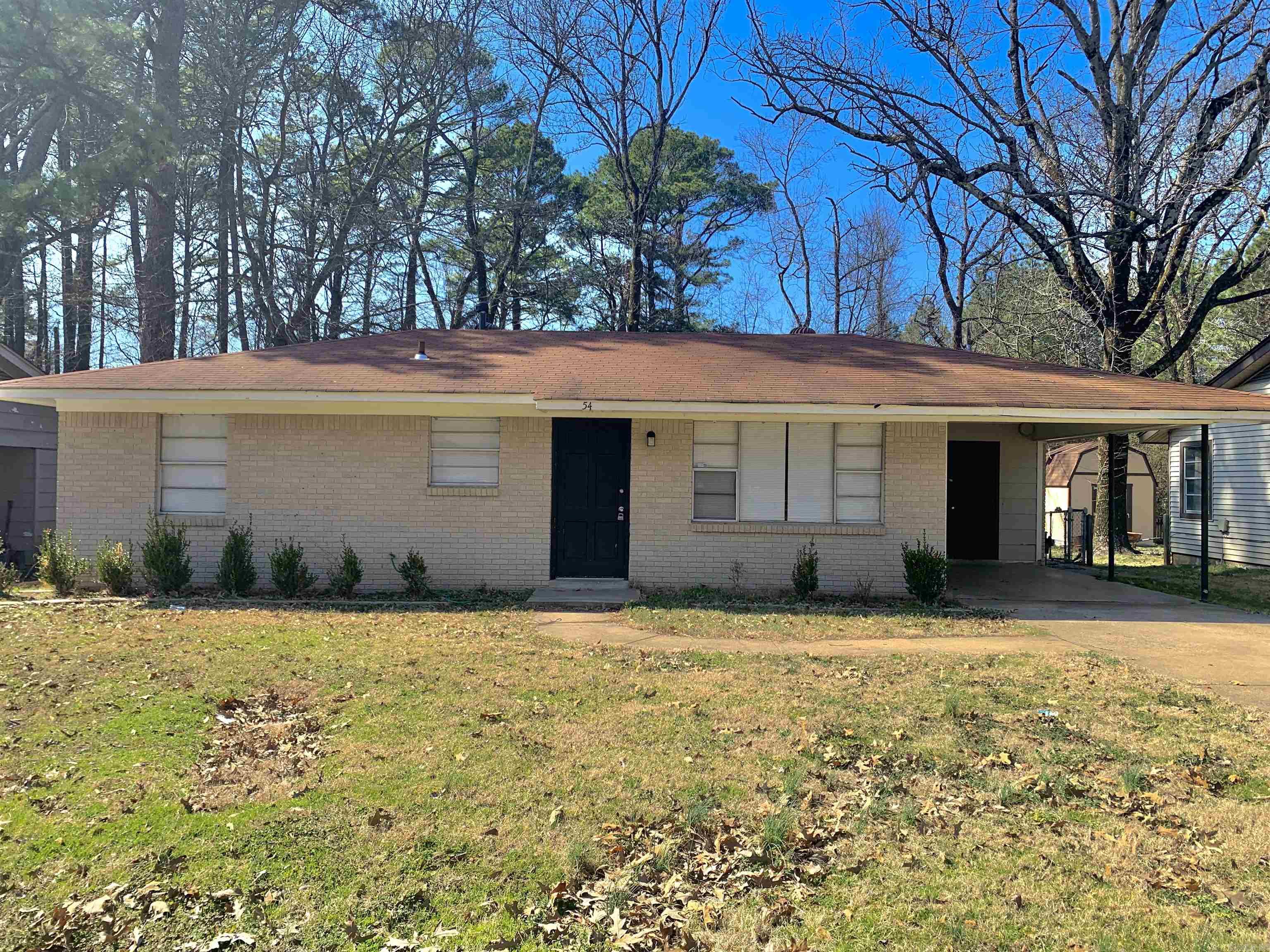 Investors, single families – this property is tailor-made for you. Discover this gem nestled in the heart of Little Rock! Remodeled in 2022, it's ready for tenants or single-family living, and could offer excellent income producing potential. This turnkey home features 3 bedrooms, 1 bath, luxury vinyl flooring, durable granite countertops, and a spacious storage building in the backyard. Don't let this opportunity slip by. Agents see remarks!