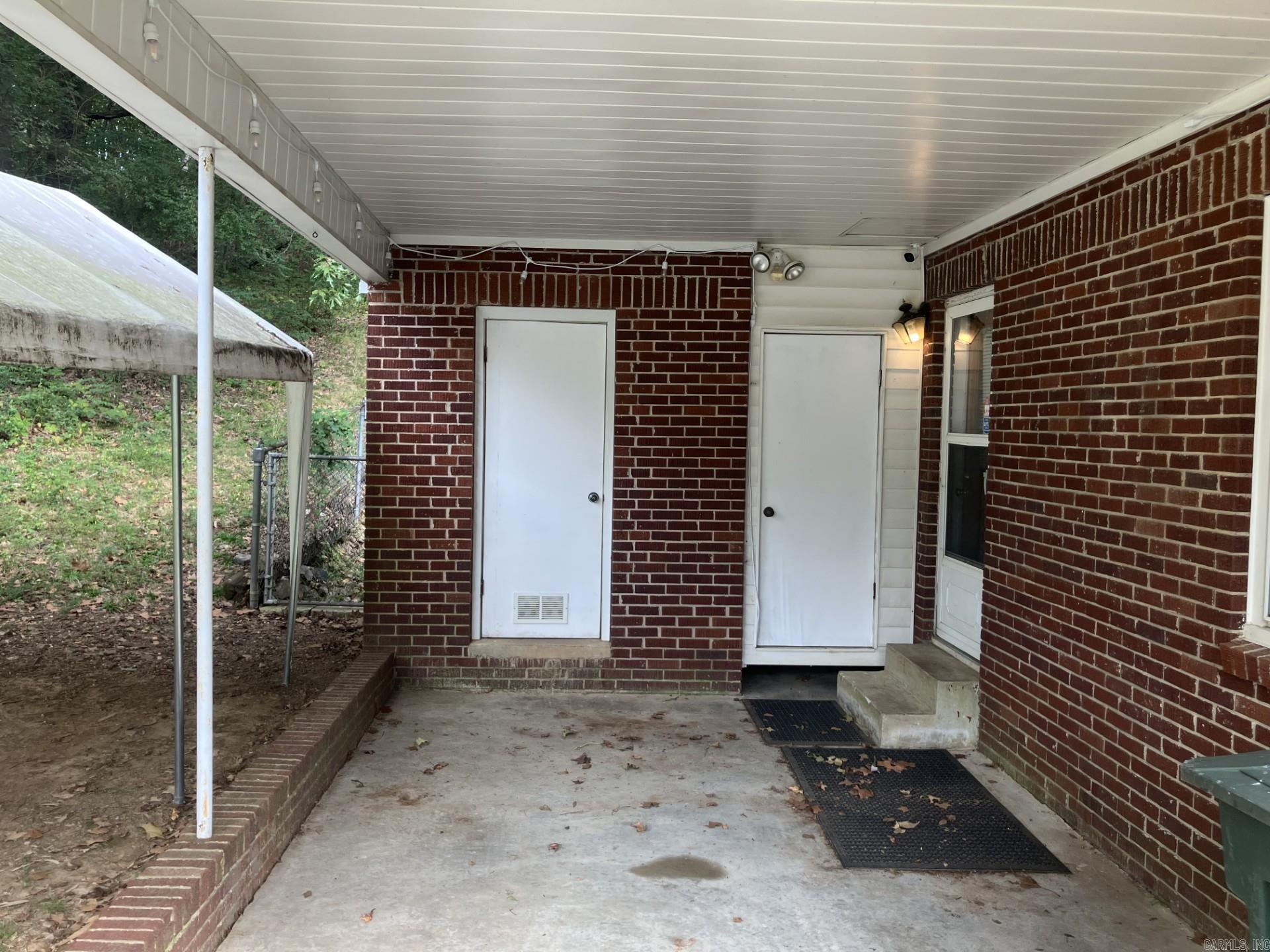 BARROW JOHN - Residential