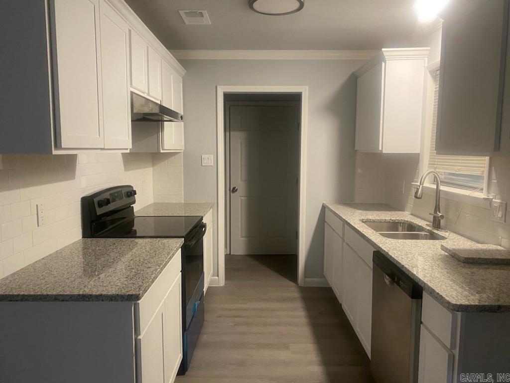 DELTA LAWN - Residential