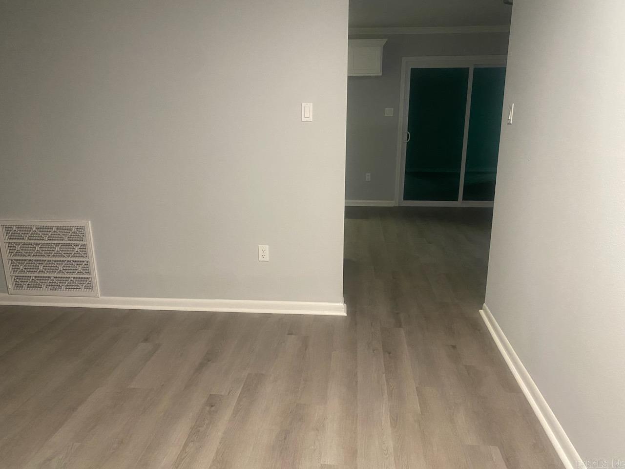 DELTA LAWN - Residential