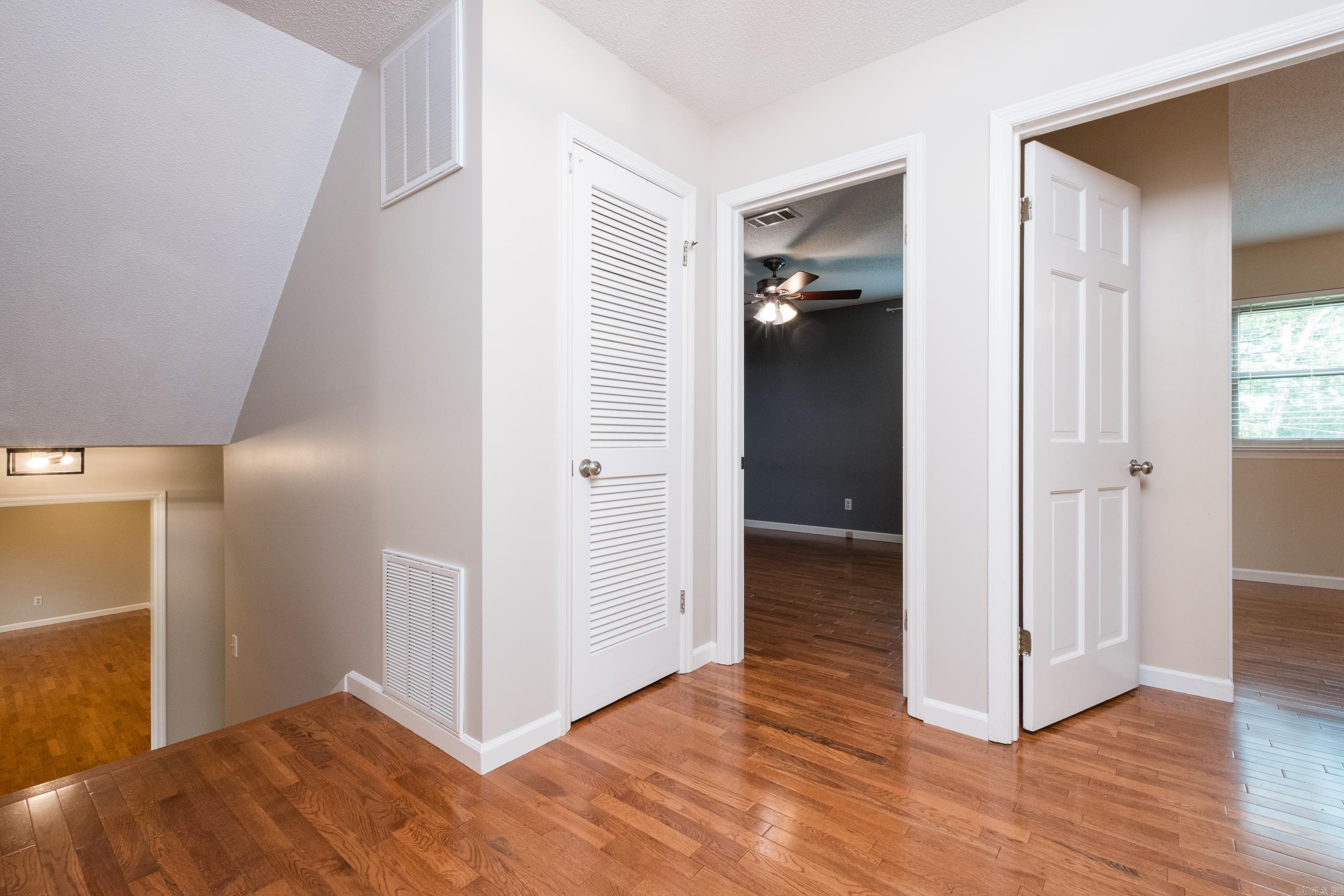 COLONY WEST - Residential