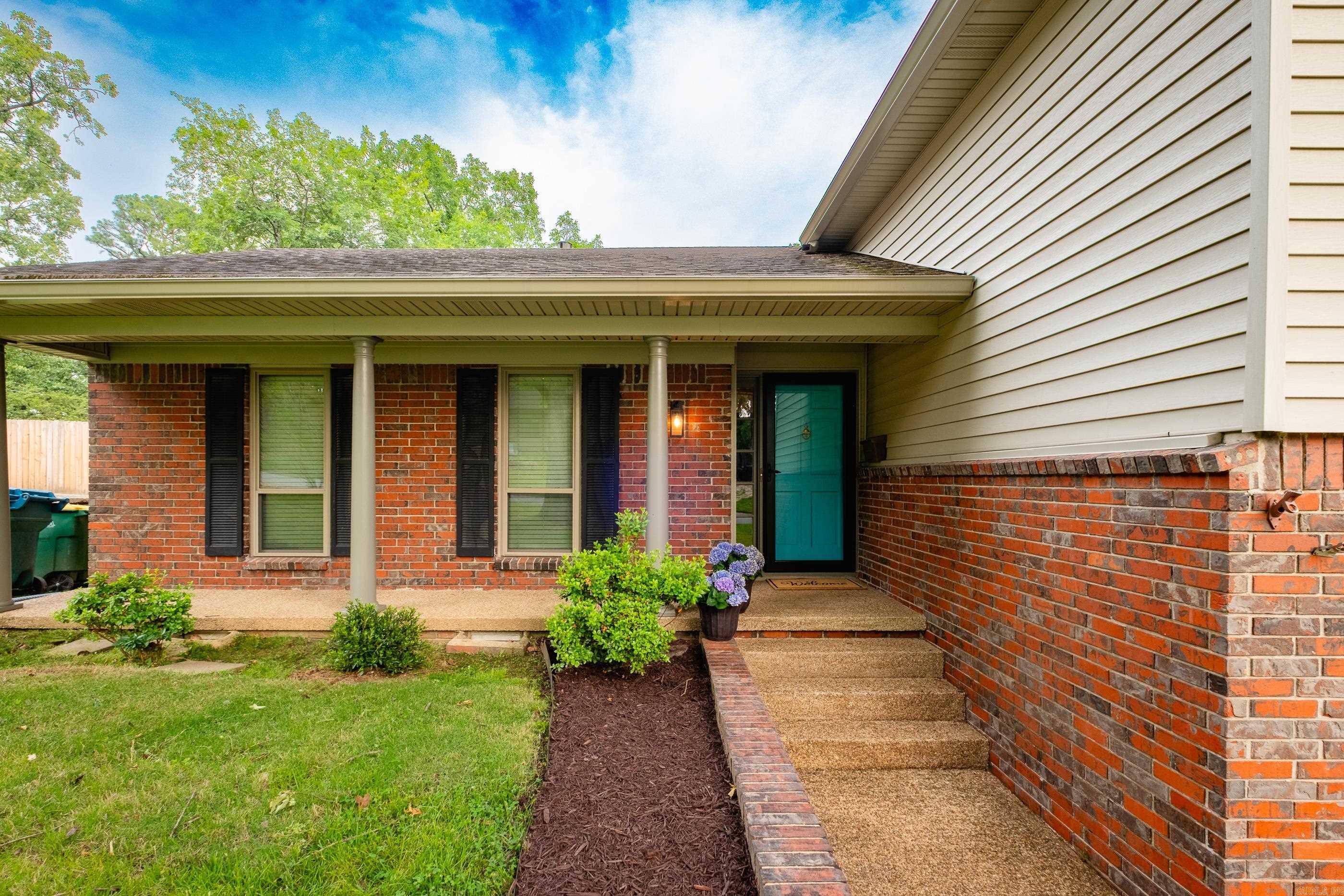 COLONY WEST - Residential