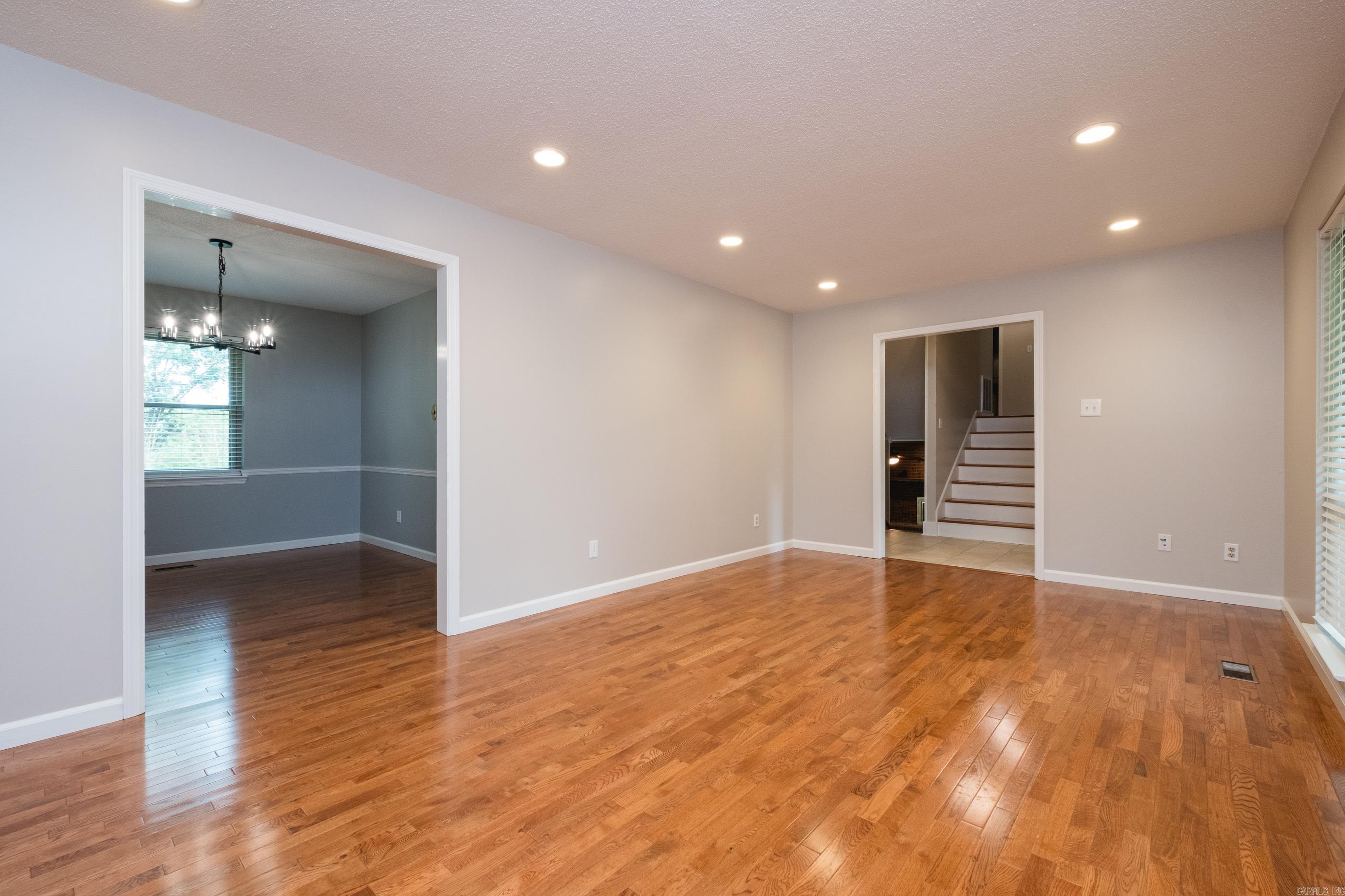 COLONY WEST - Residential