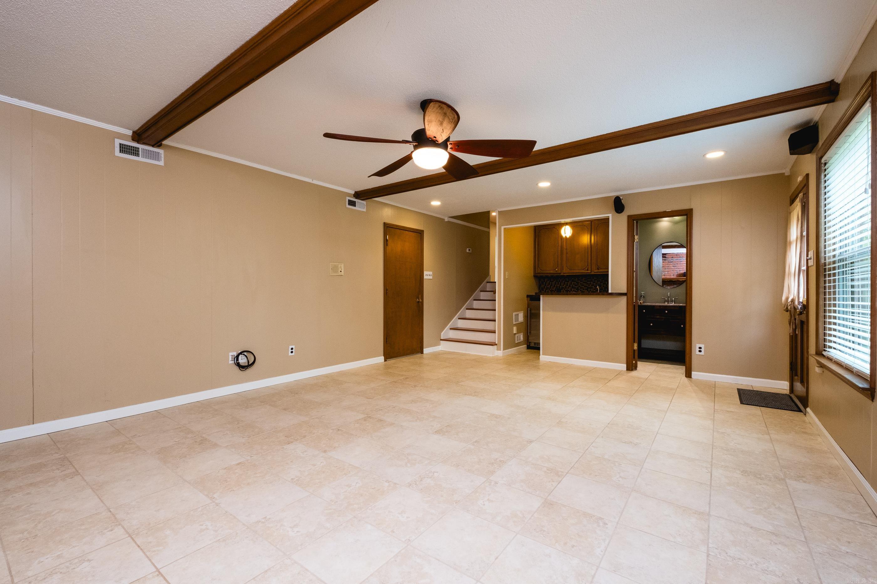 COLONY WEST - Residential