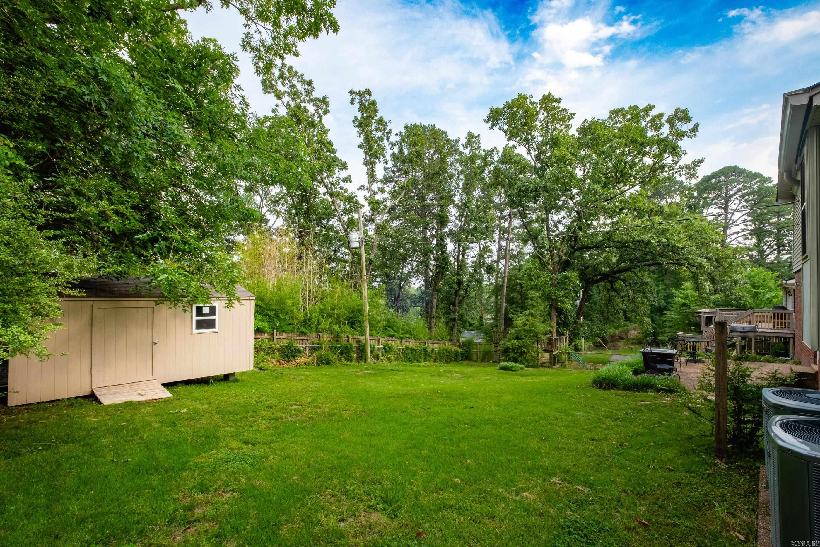 COLONY WEST - Residential