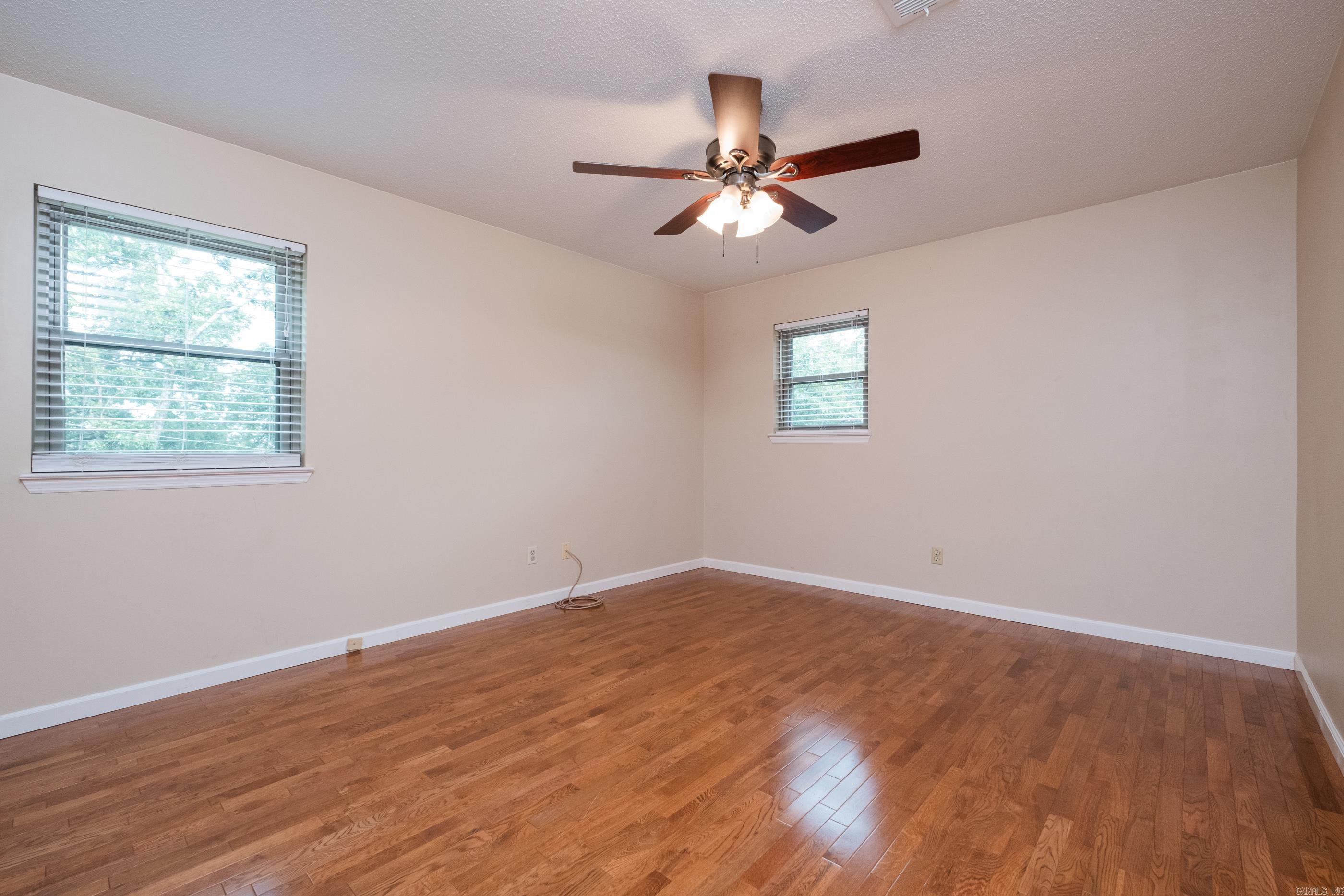 COLONY WEST - Residential