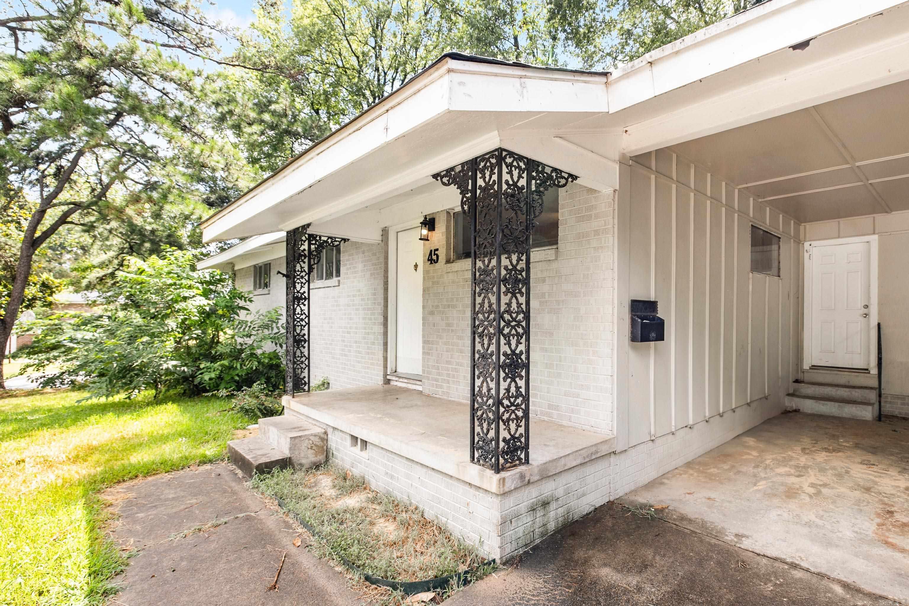 Broadmoor - Residential