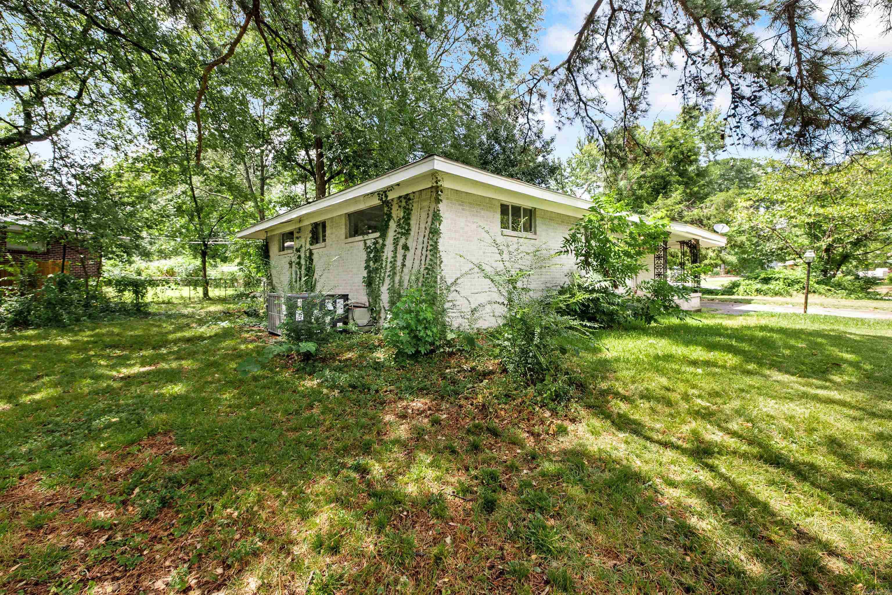 Broadmoor - Residential