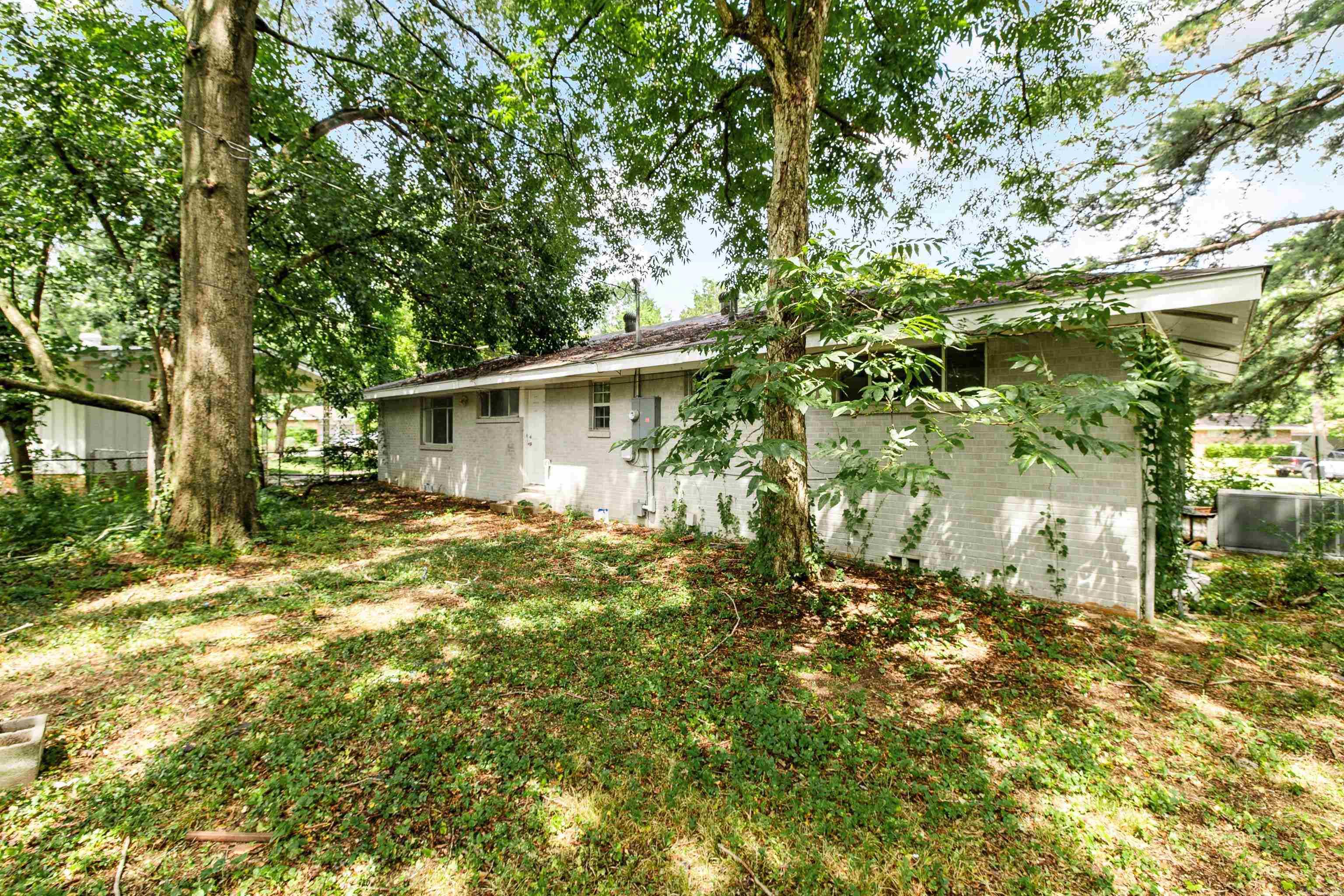 Broadmoor - Residential