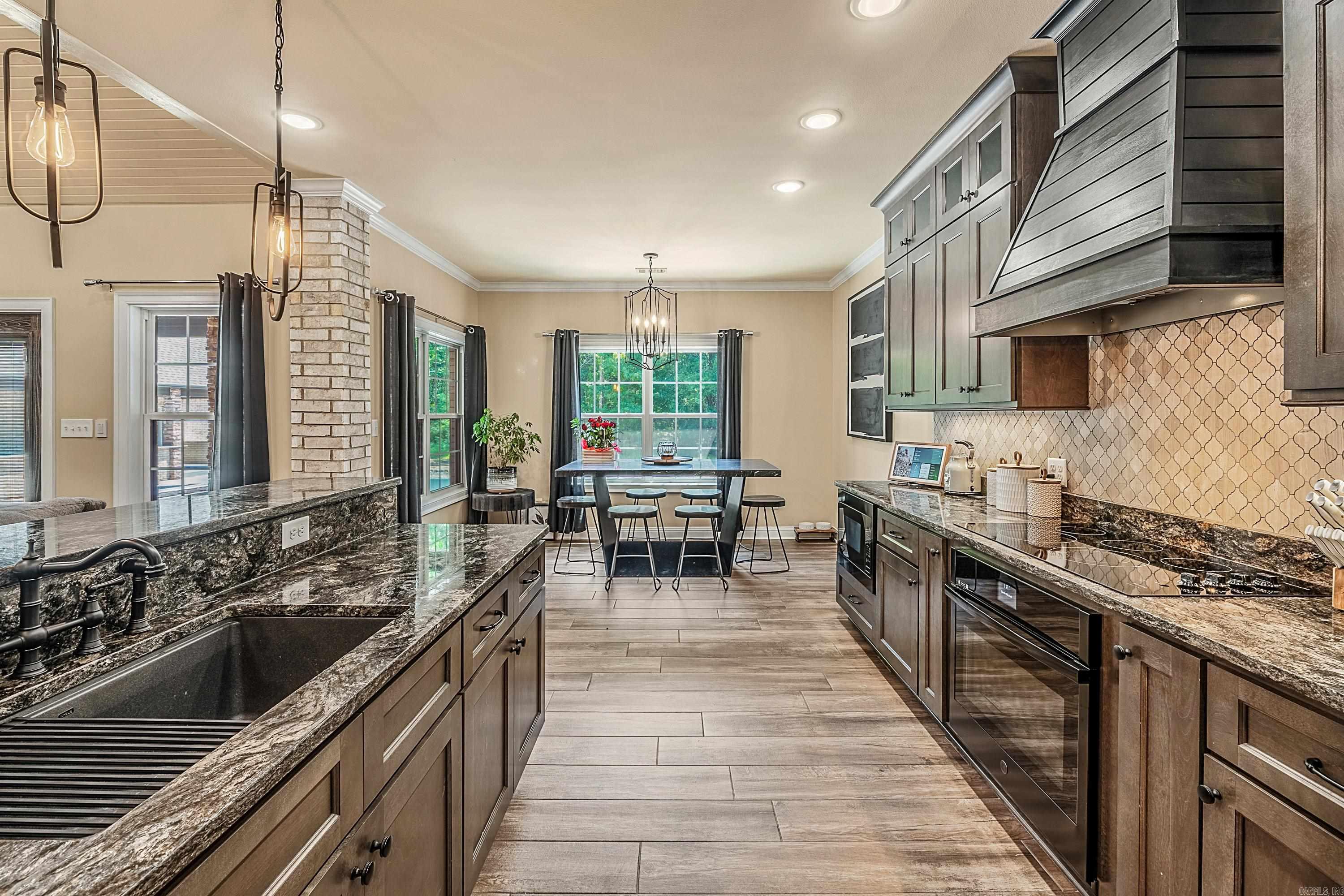 FOXWOOD ESTATES - Residential