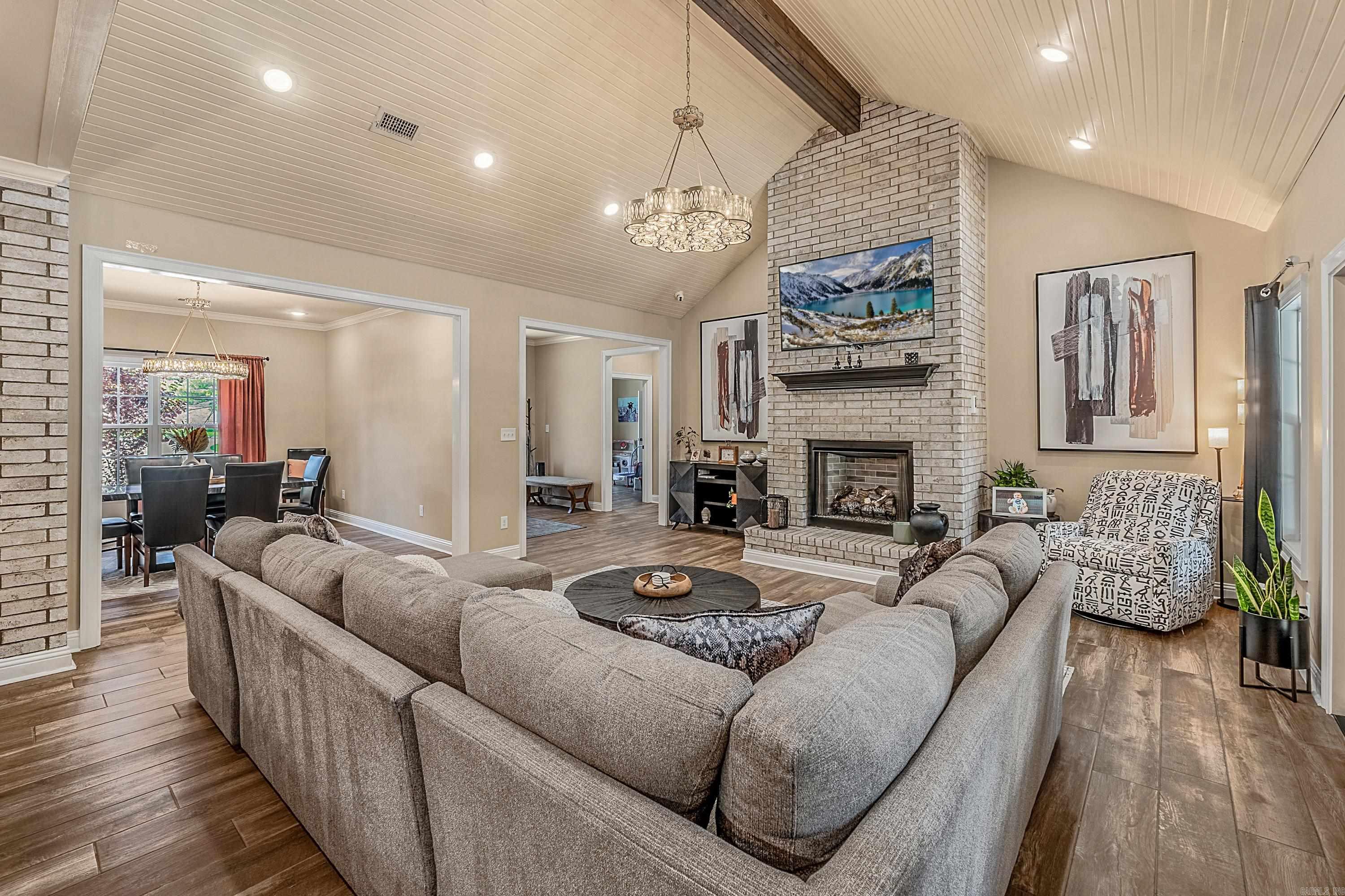 FOXWOOD ESTATES - Residential