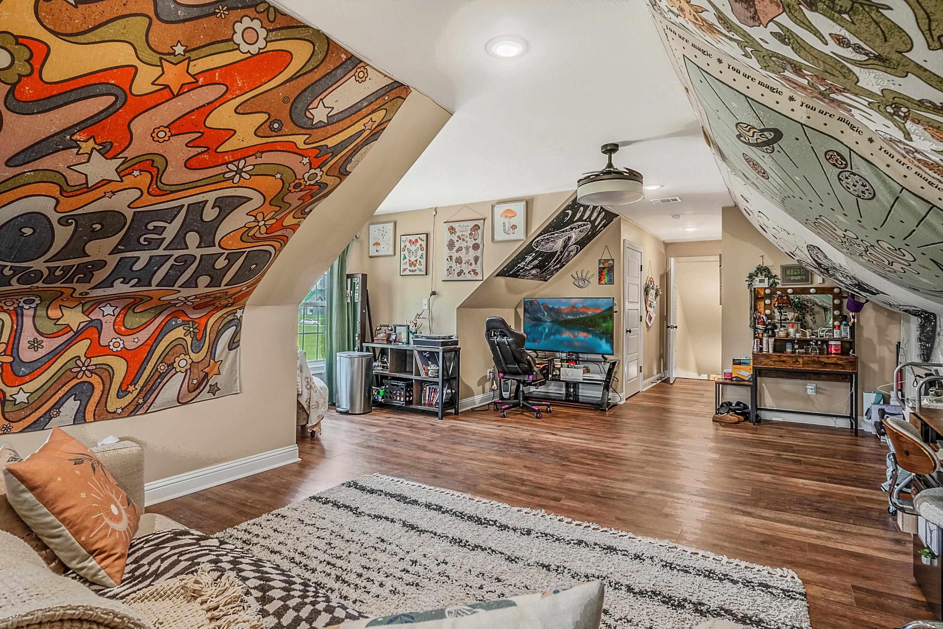 FOXWOOD ESTATES - Residential