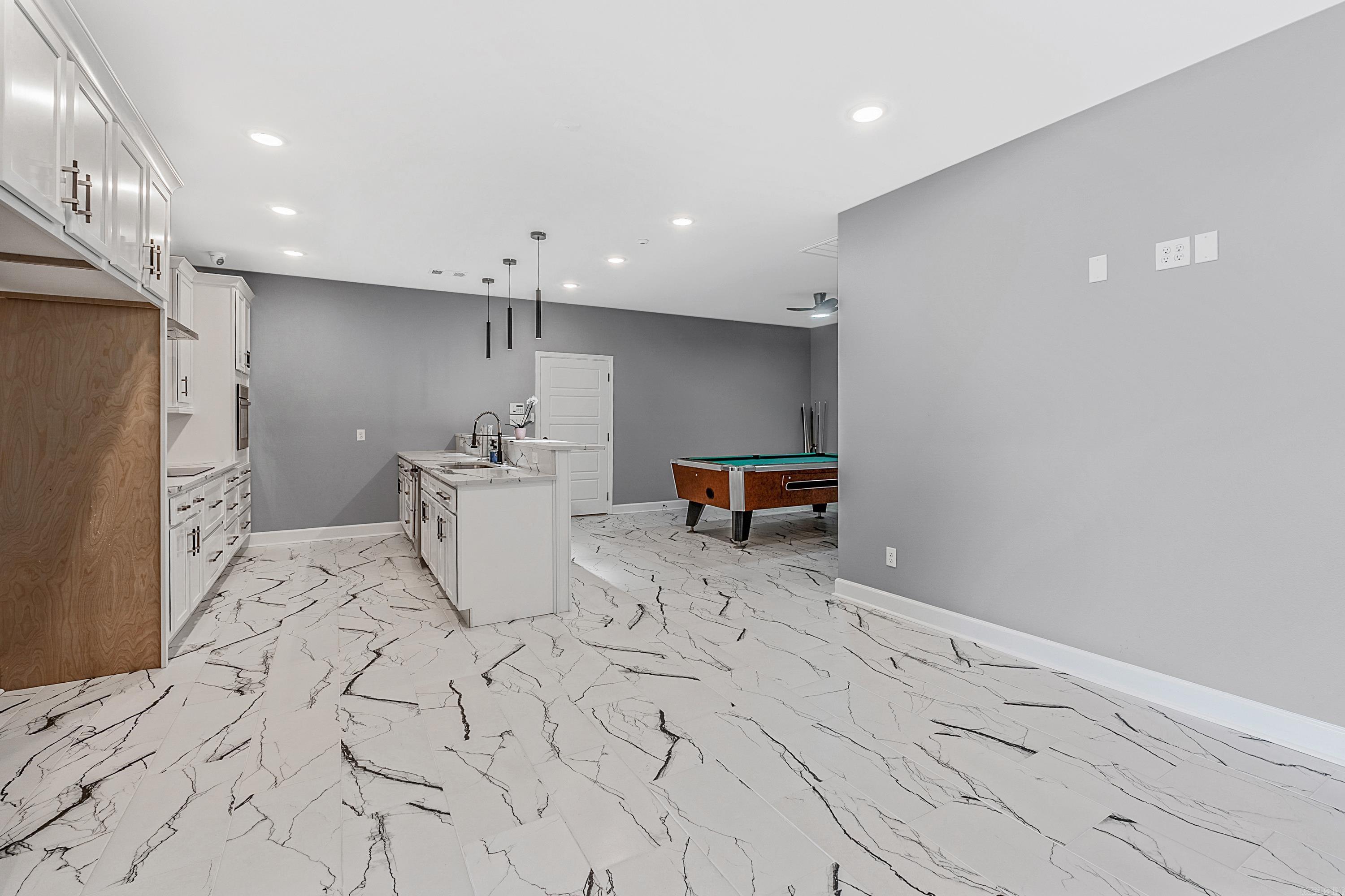 FOXWOOD ESTATES - Residential