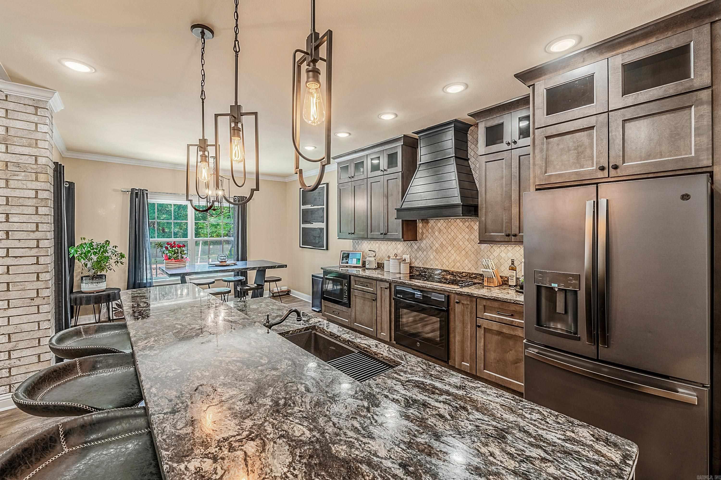 FOXWOOD ESTATES - Residential