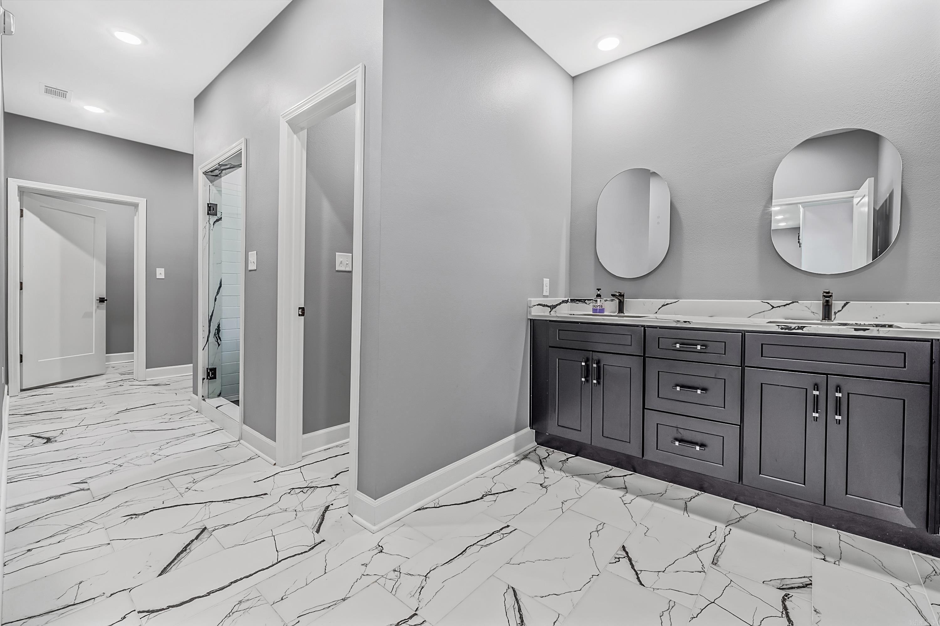 FOXWOOD ESTATES - Residential