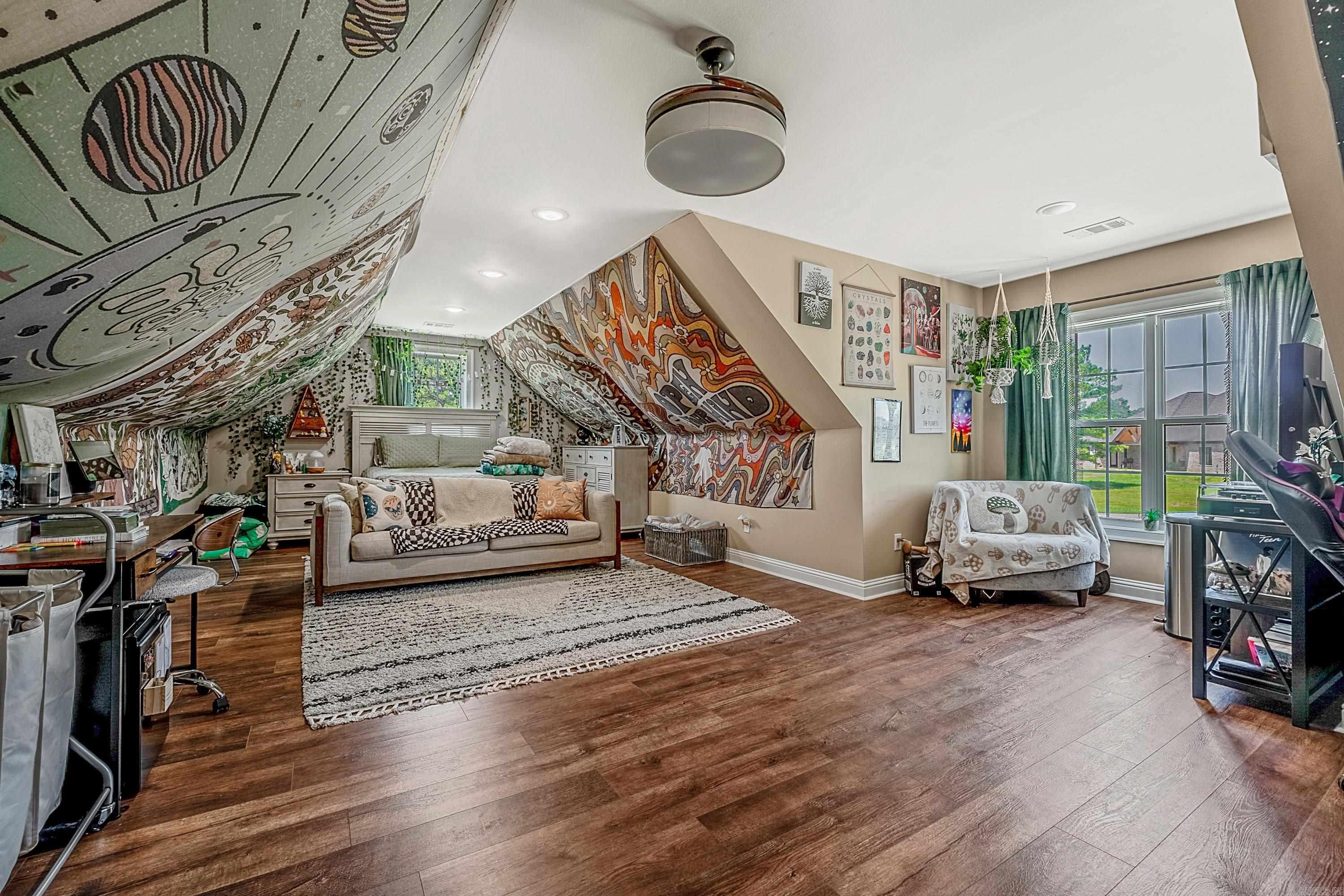 FOXWOOD ESTATES - Residential