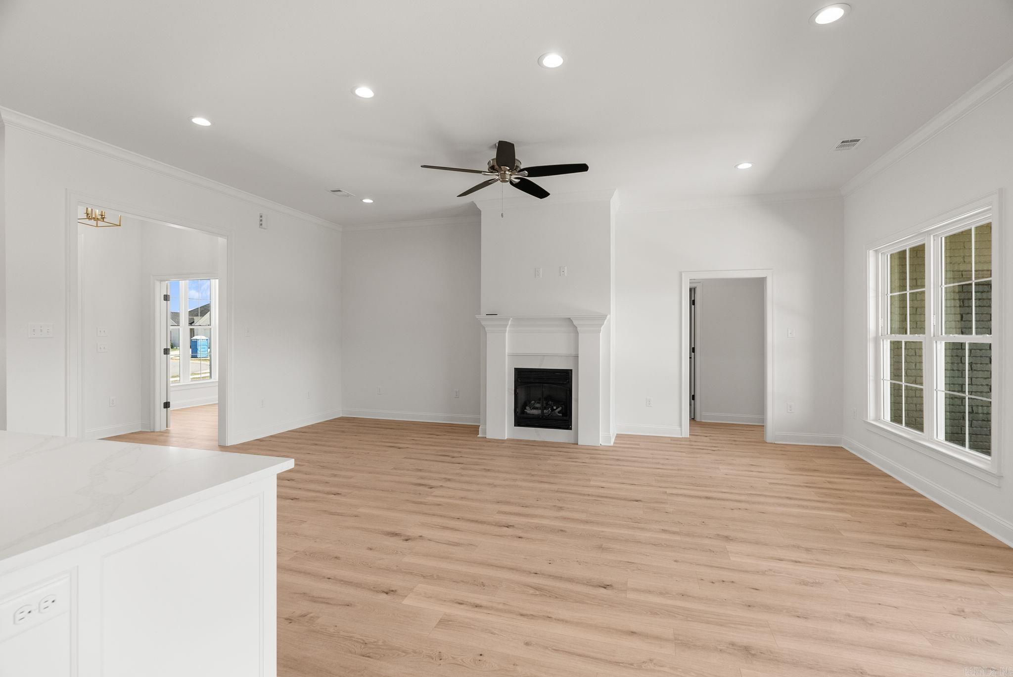 IVY PLACE - Residential