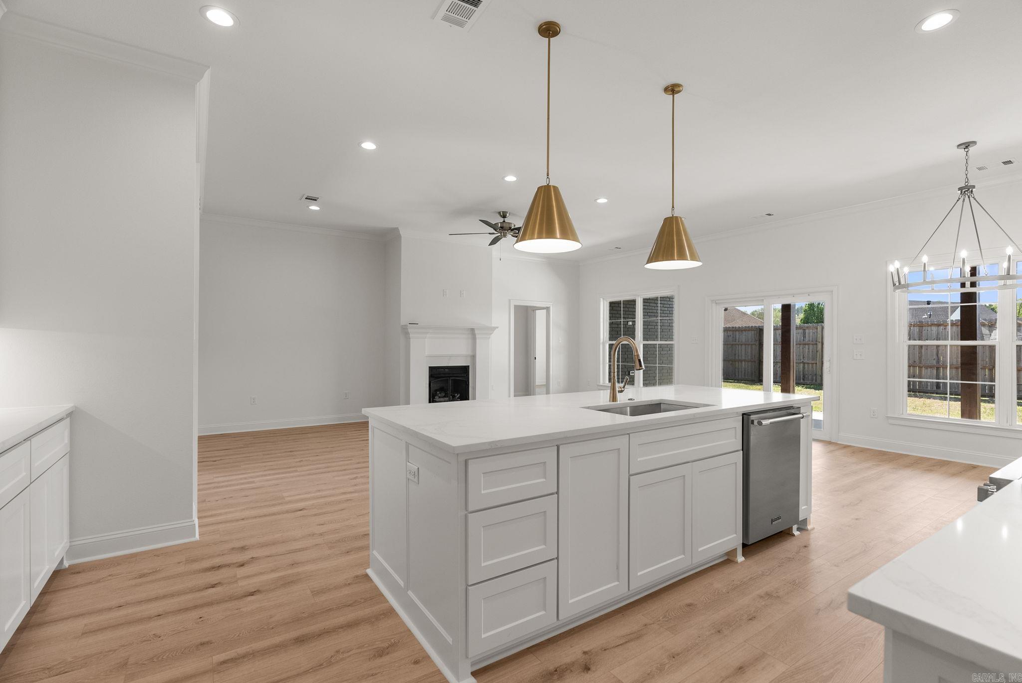 IVY PLACE - Residential