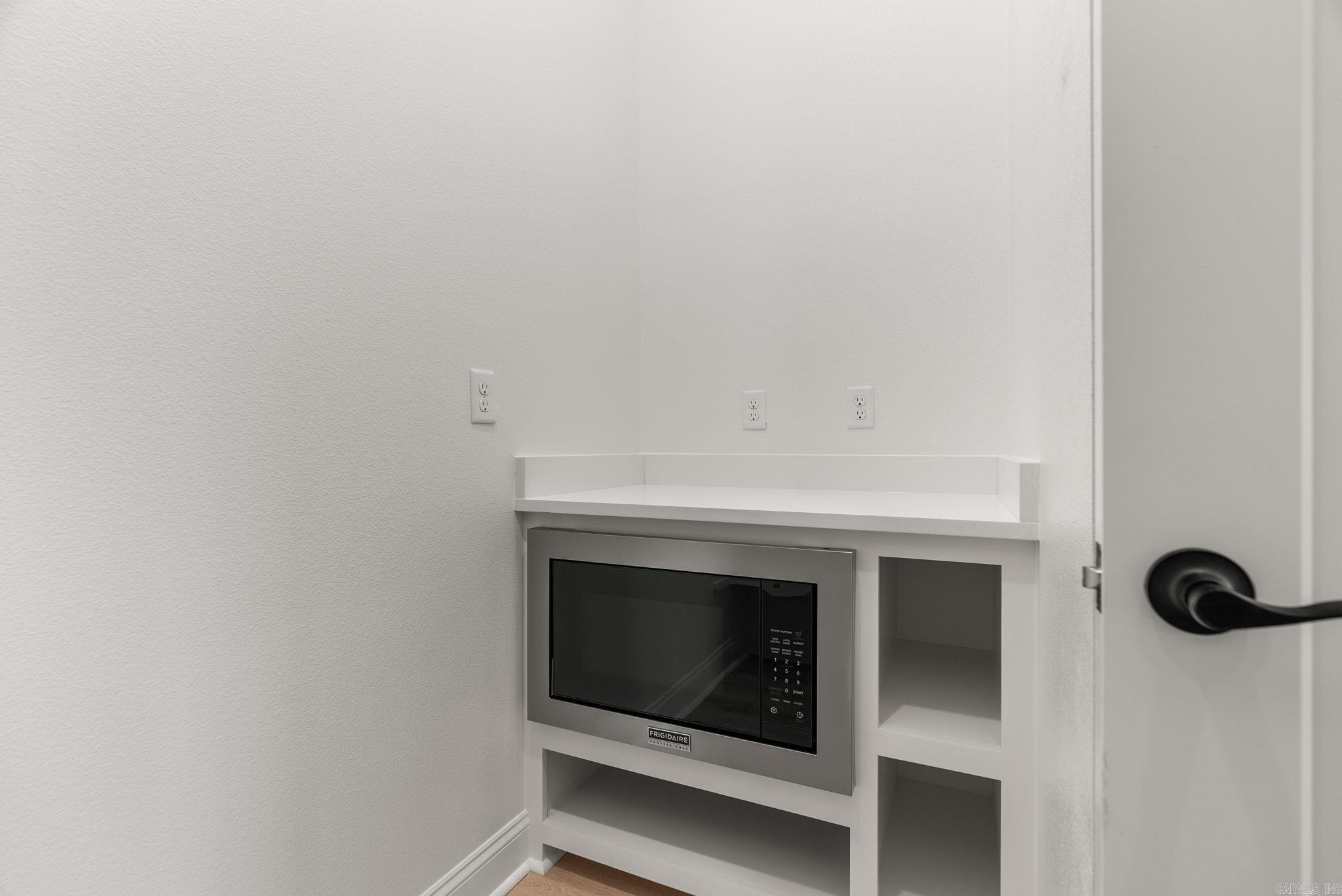 IVY PLACE - Residential