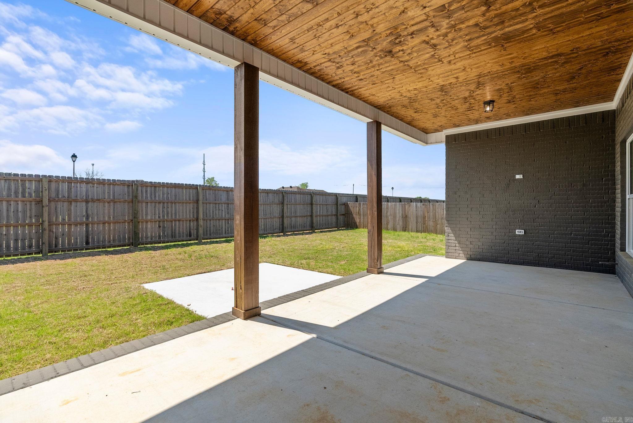 IVY PLACE - Residential