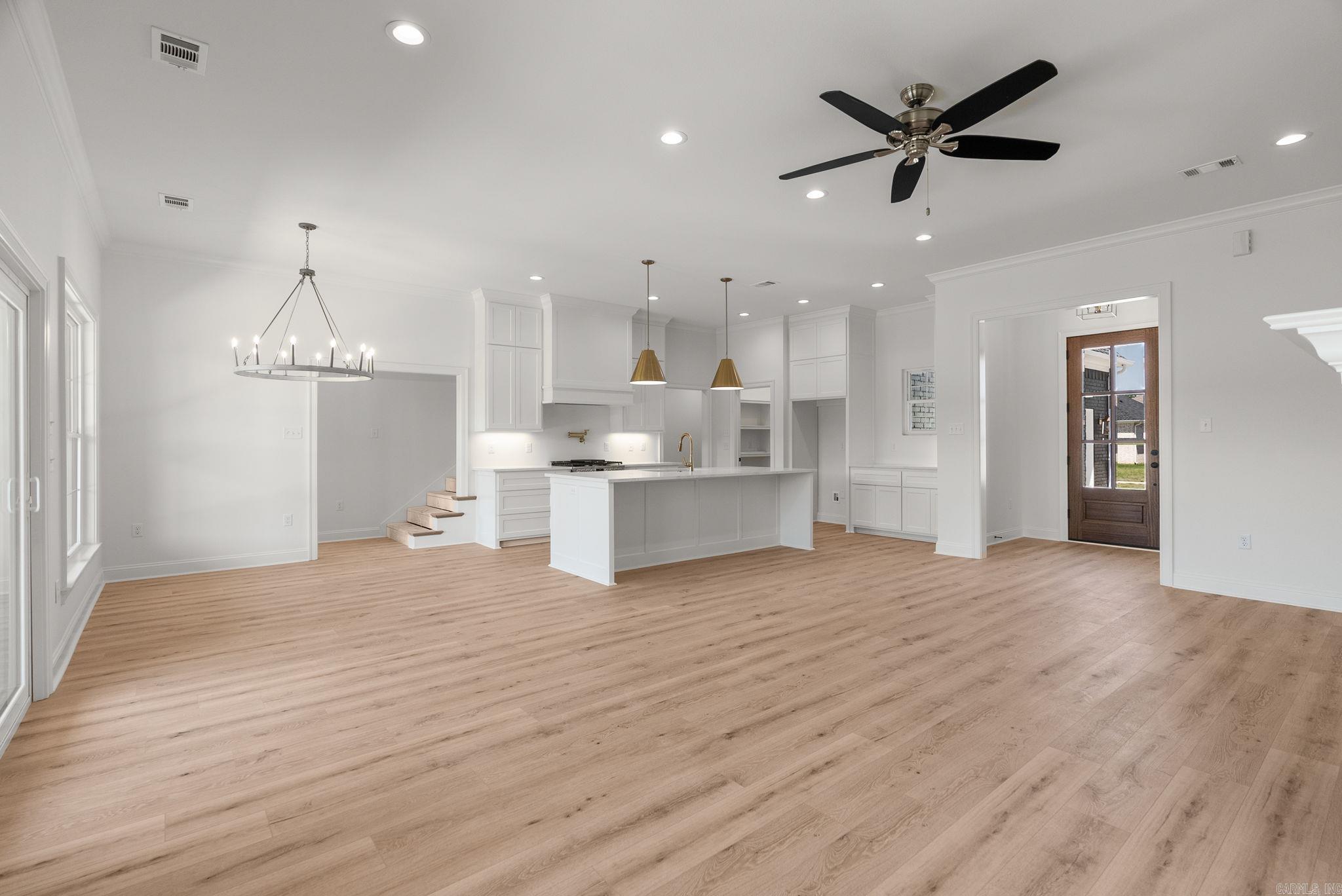 IVY PLACE - Residential