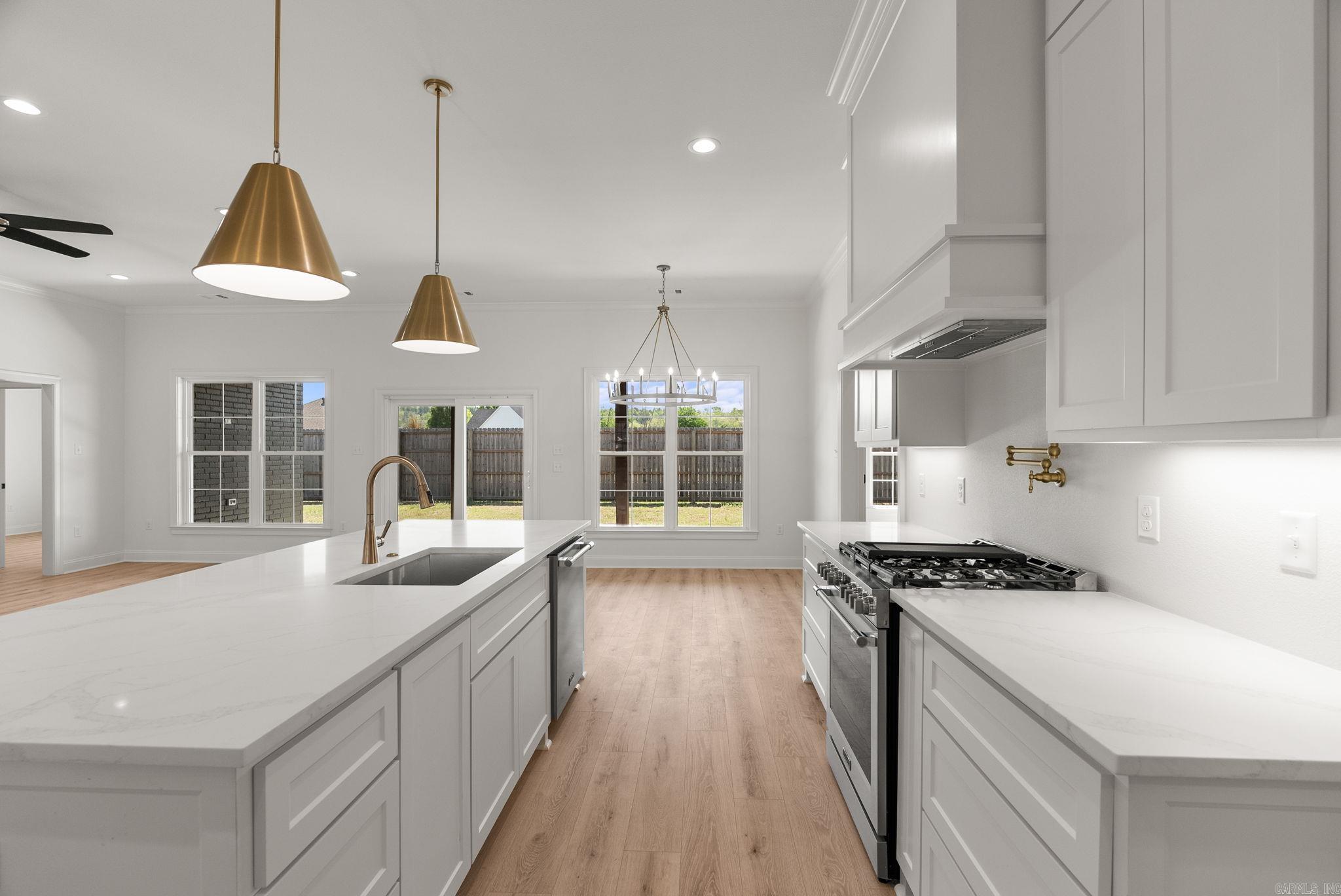 IVY PLACE - Residential
