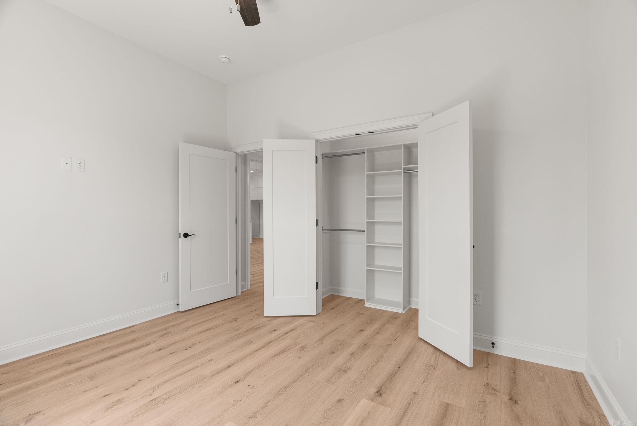 IVY PLACE - Residential