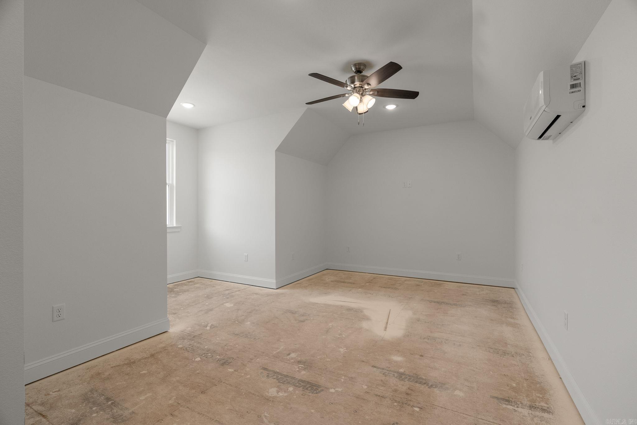 IVY PLACE - Residential