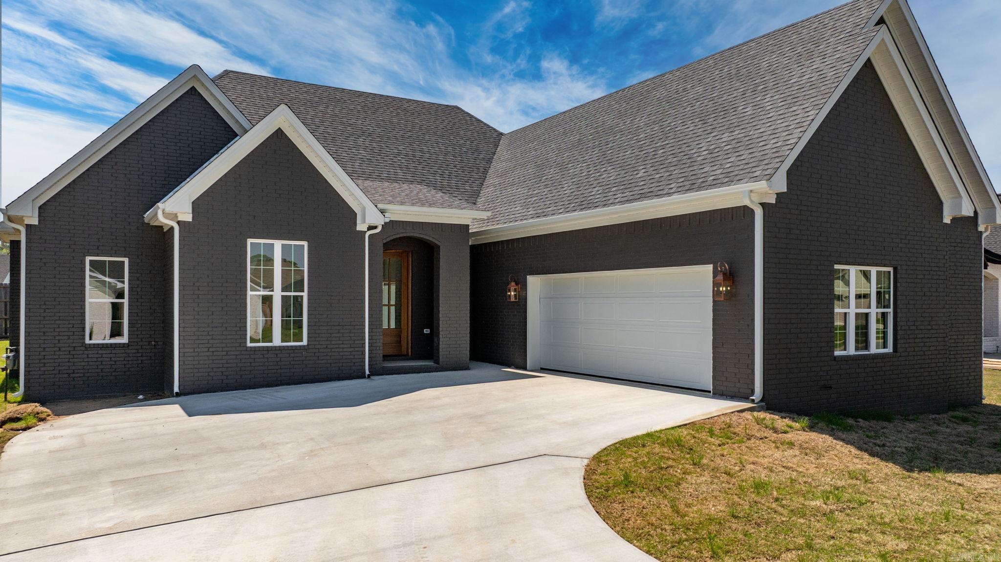 IVY PLACE - Residential
