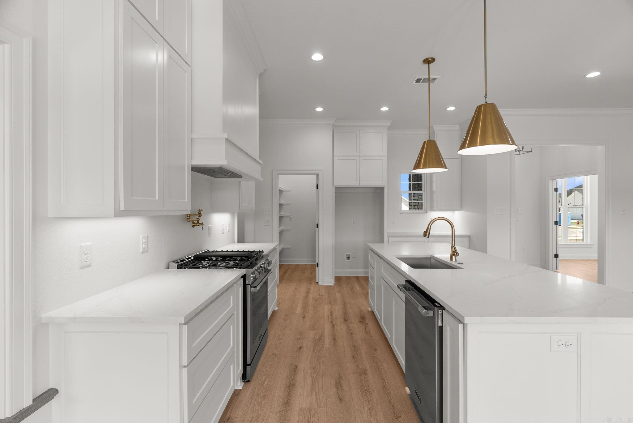 IVY PLACE - Residential