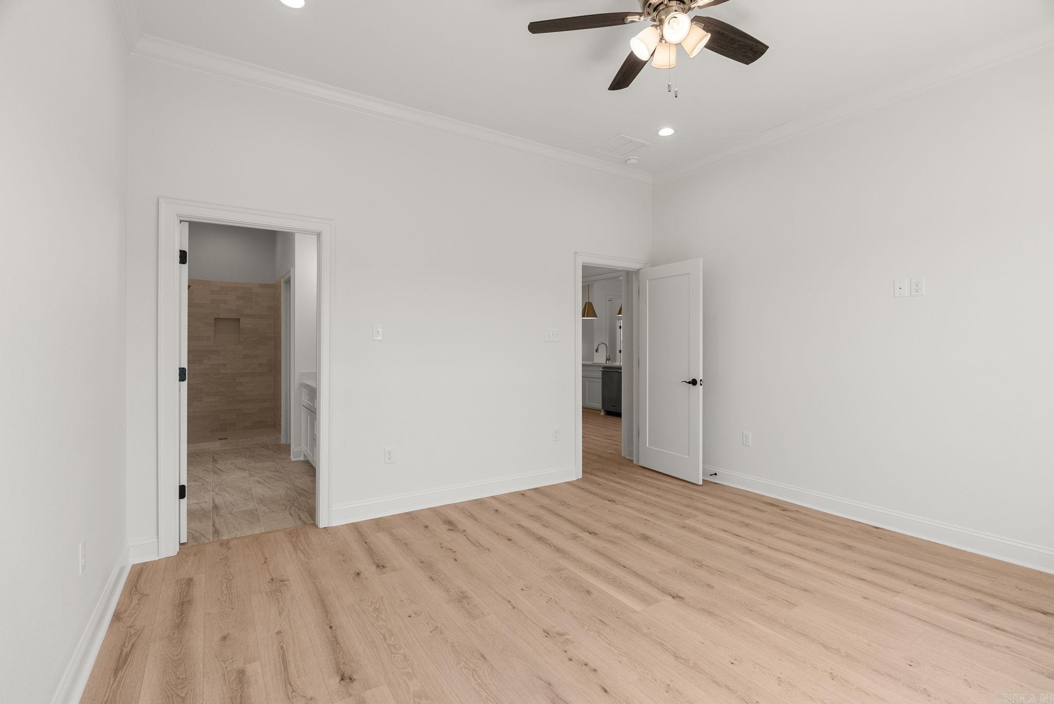 IVY PLACE - Residential